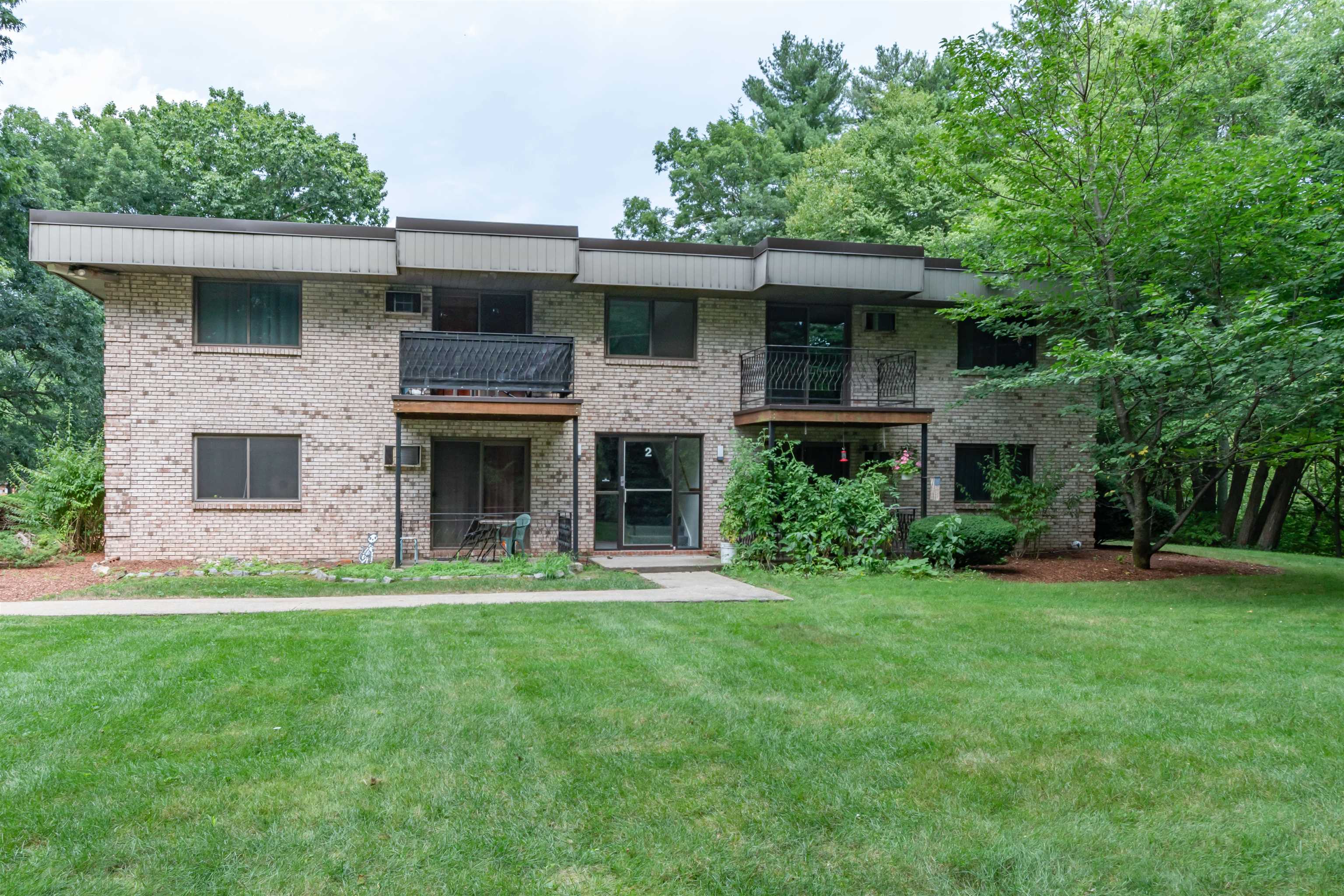 MLS 5012173: 2  Strawberry Bank Road-Unit 23, Nashua NH