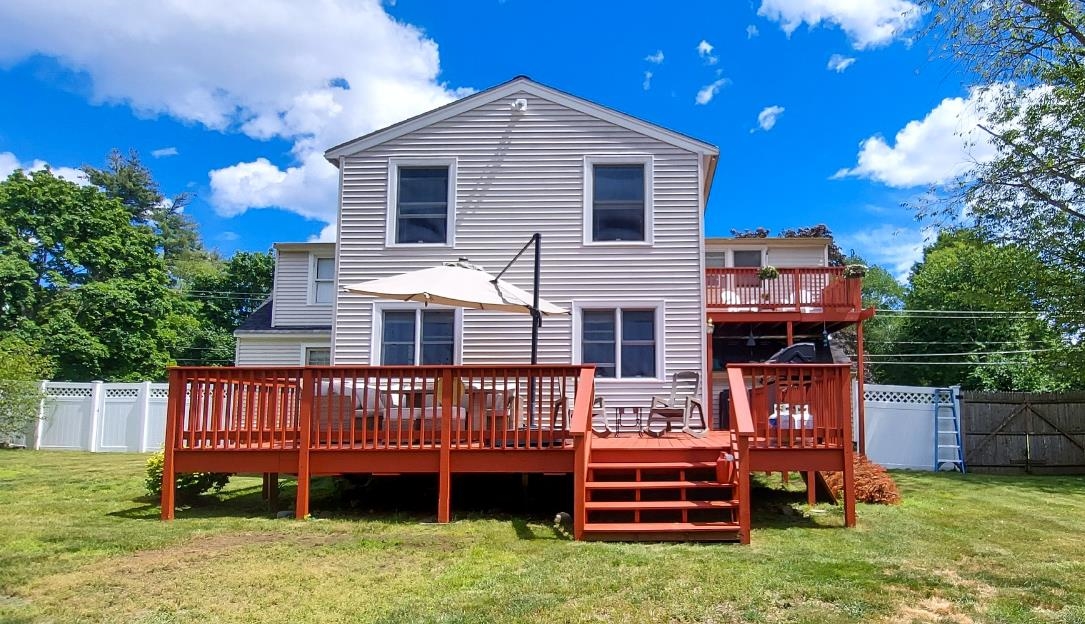 MLS 5012457: 139 Little River Road, Hampton NH