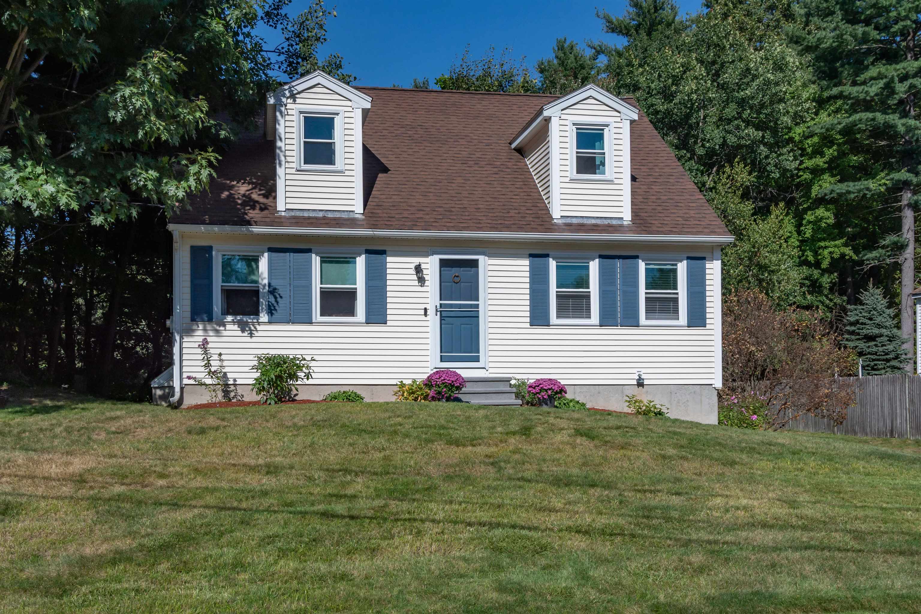 MLS 5012826: 6 Rene Drive, Nashua NH