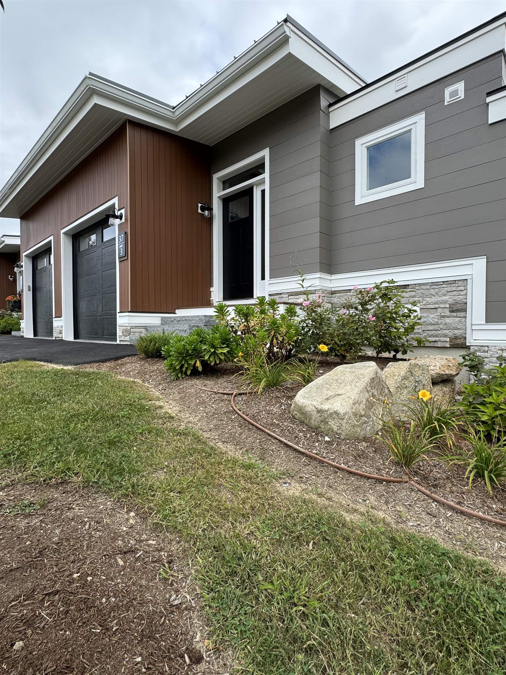 Homes for sale in Laconia, NH | 37 Vantage Point Dr #3, Laconia, NH 03246 | MLS# 5013064