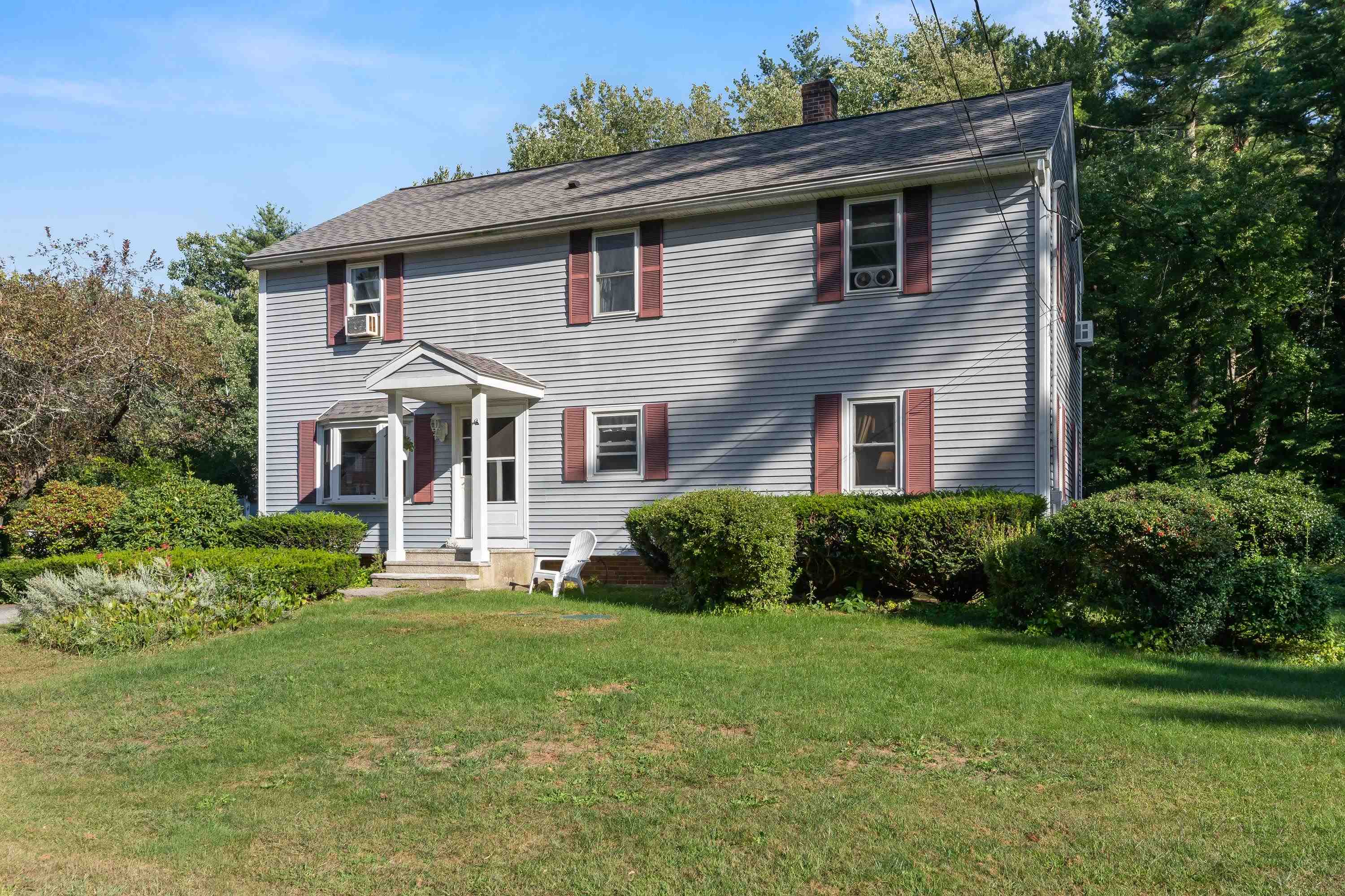 MLS 5013595: 8 Nicholas Road, Plaistow NH