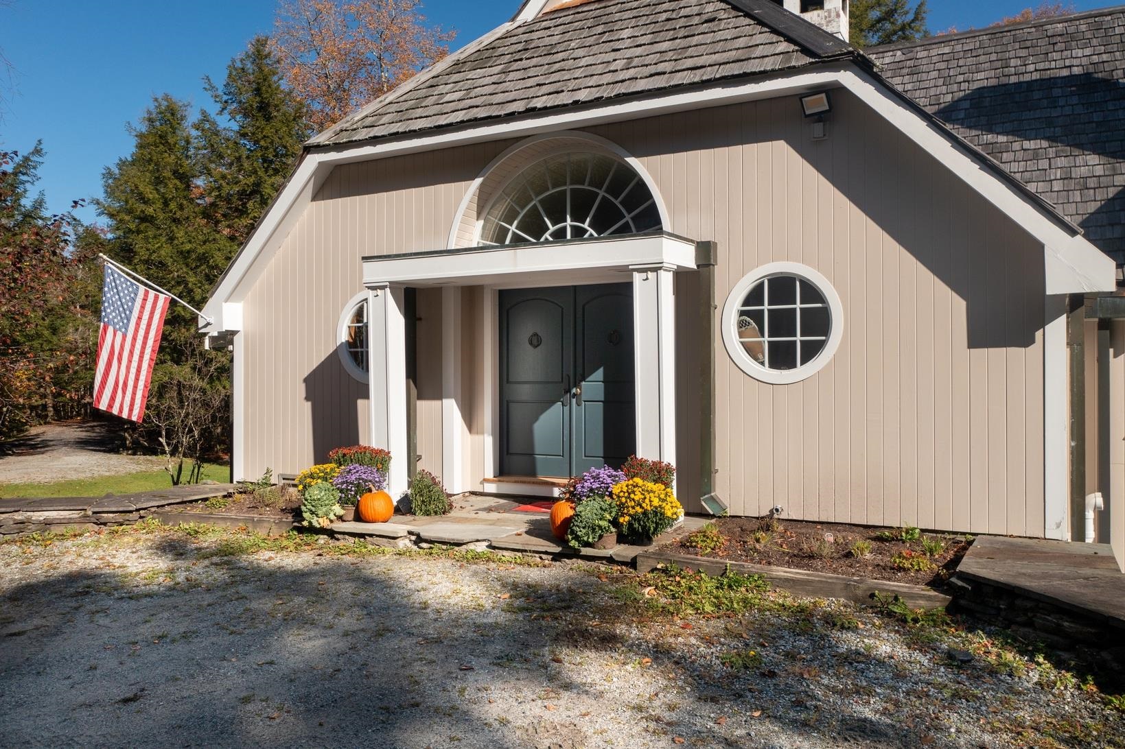 Homes for sale in Winhall, VT | 33 Forest Haunts Rd, Winhall, VT 05340 | MLS# 5013859