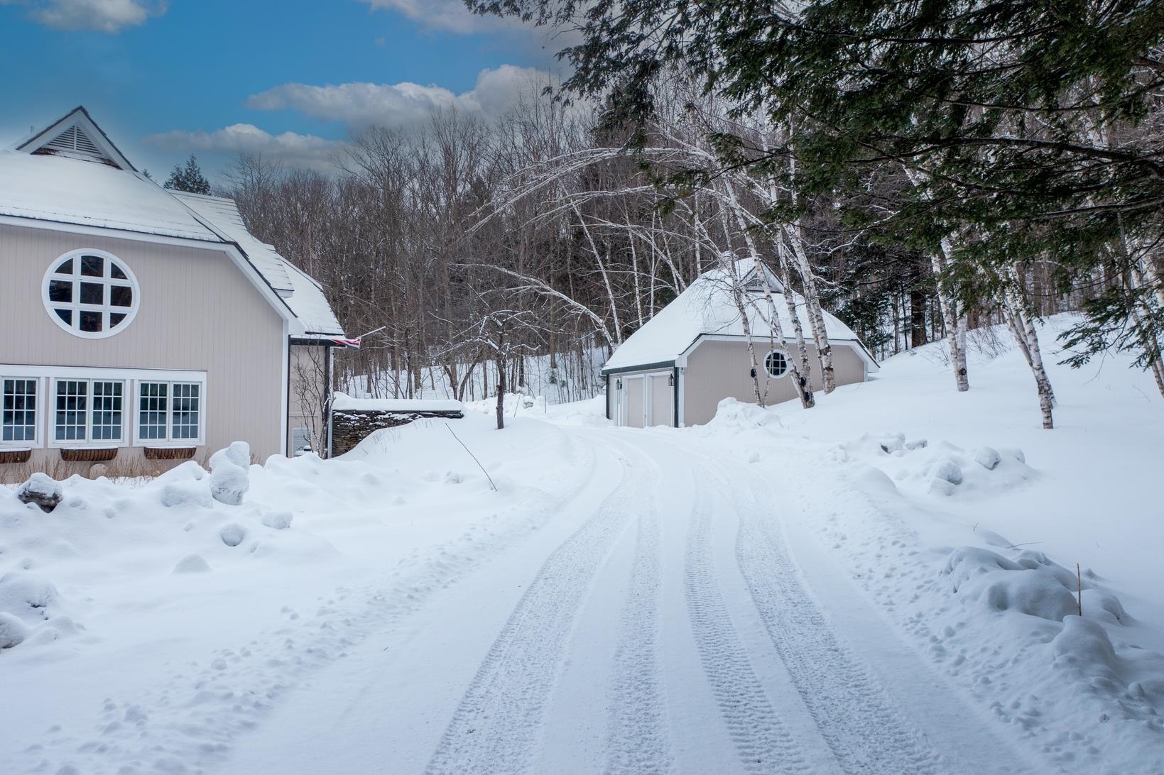 Homes for sale in Winhall, VT | 33 Forest Haunts Rd, Winhall, VT 05340 | MLS# 5013859