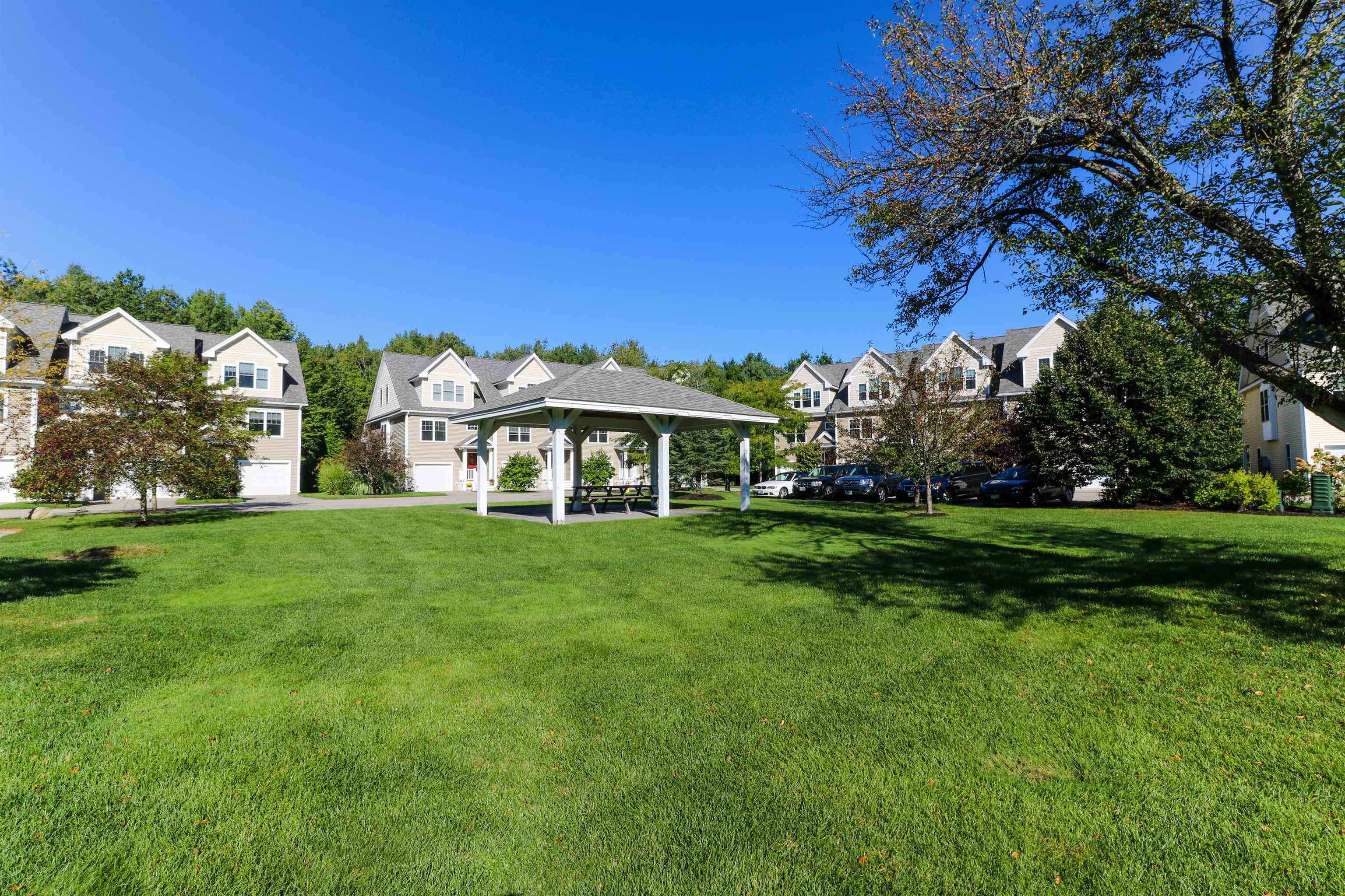 MLS 5014021: 131 Court Street-Unit 5, Exeter NH