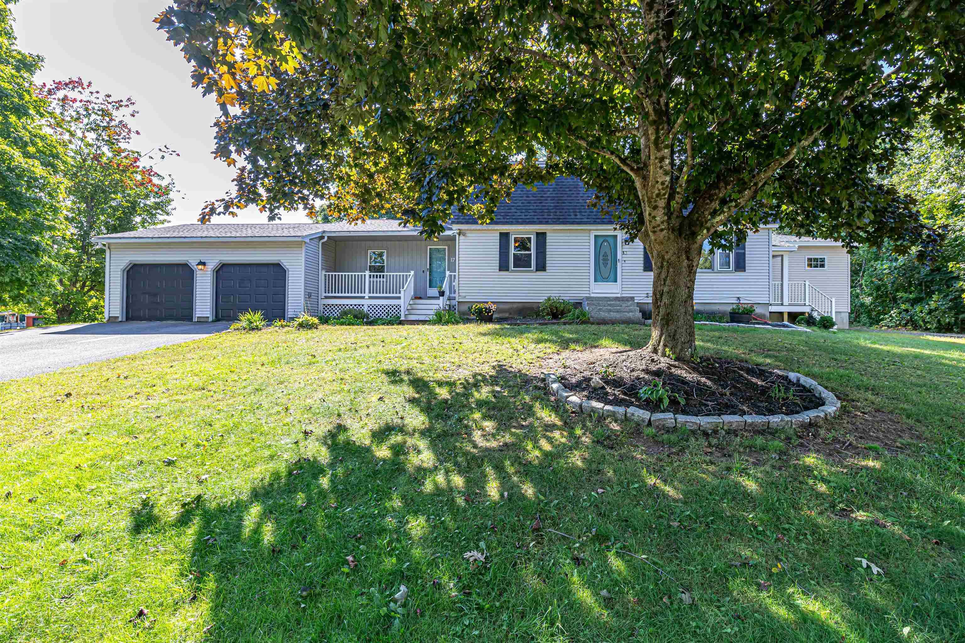 MLS 5014133: 17 Jakes Lane, Merrimack NH