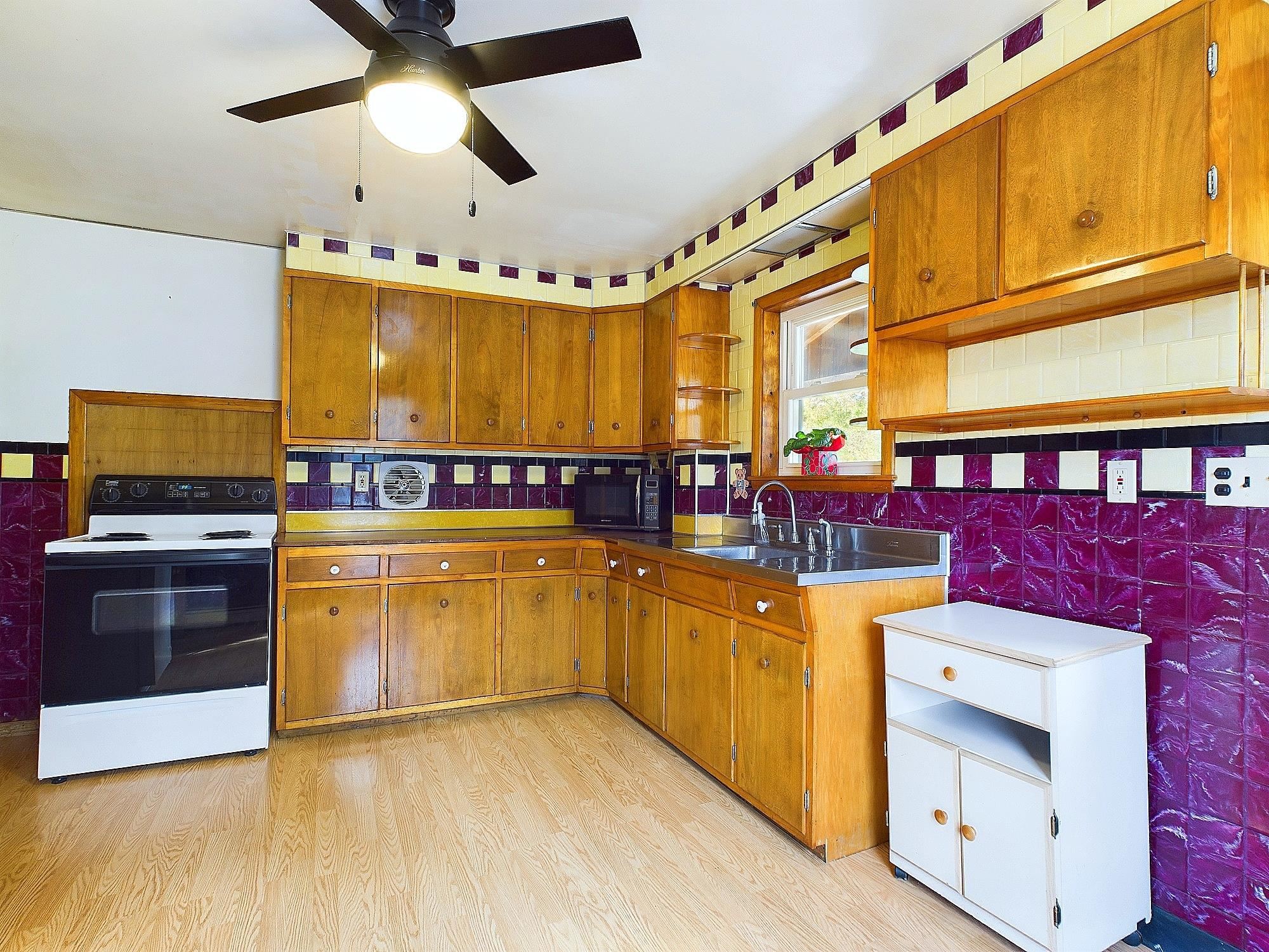 Homes for sale in Canaan, VT | 204 Hall Stream Rd, Canaan, VT 05902 | MLS# 5015894