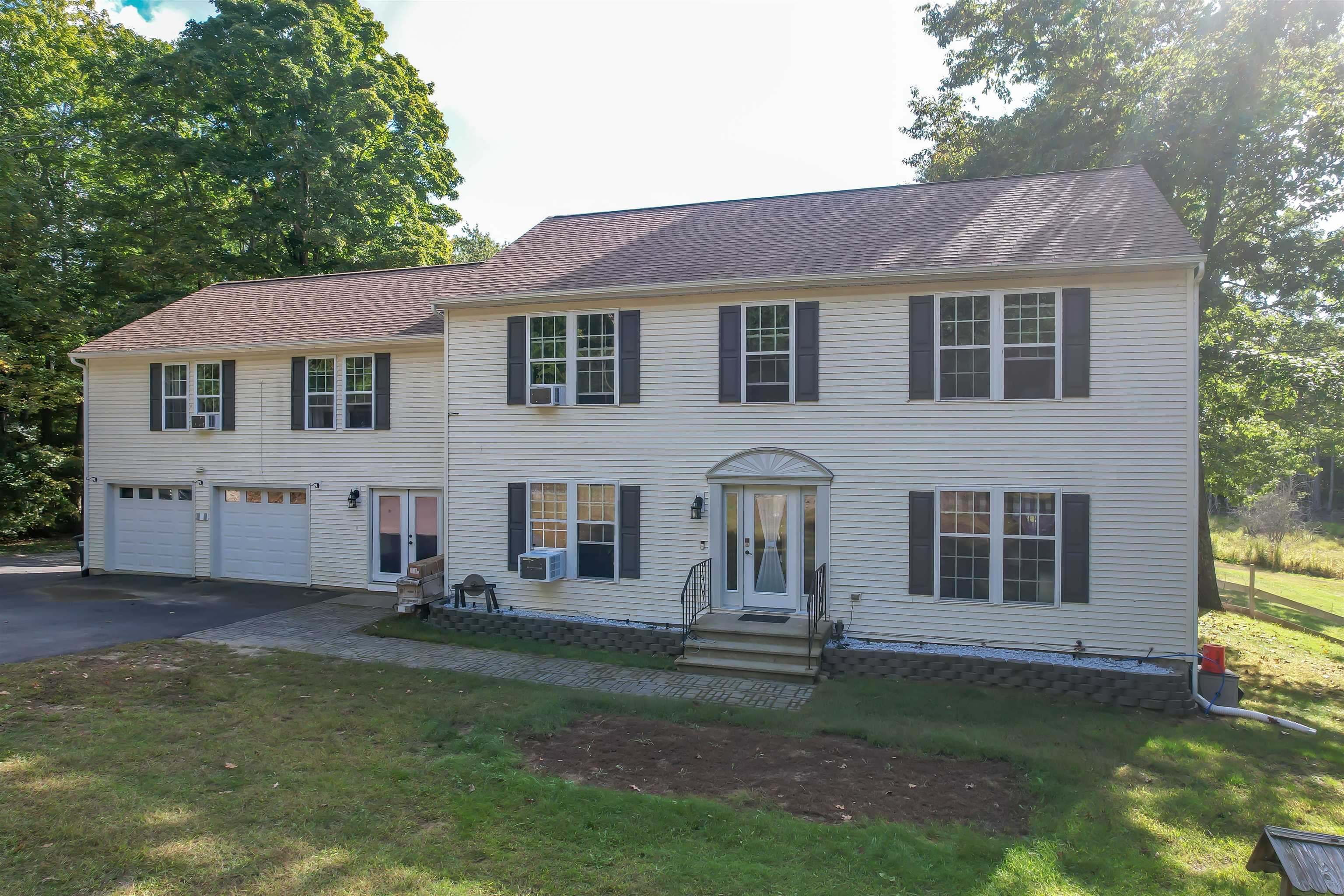 MLS 5016296: 6 Cote Drive, Danville NH