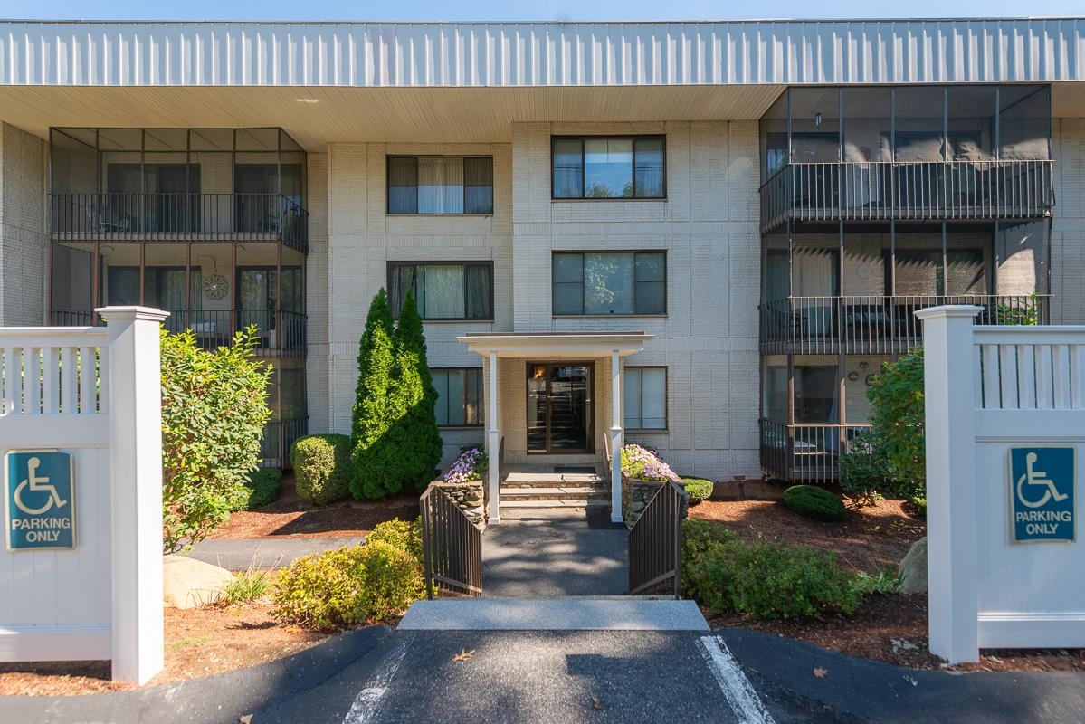 MLS 5016680: 39 Spit Brook Road-Unit 52, Nashua NH