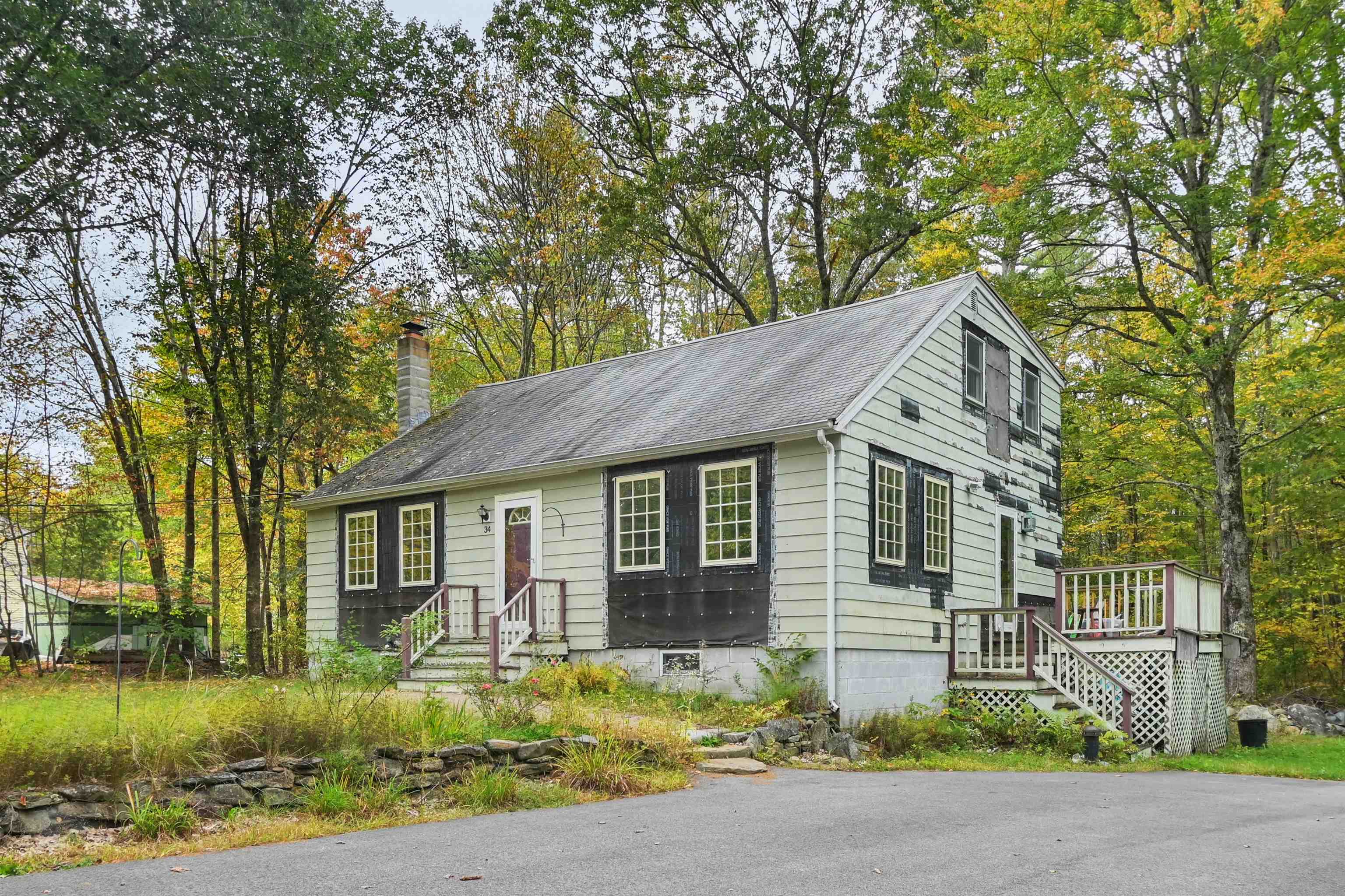 MLS 5016968: 34 Brooks Road, Barrington NH
