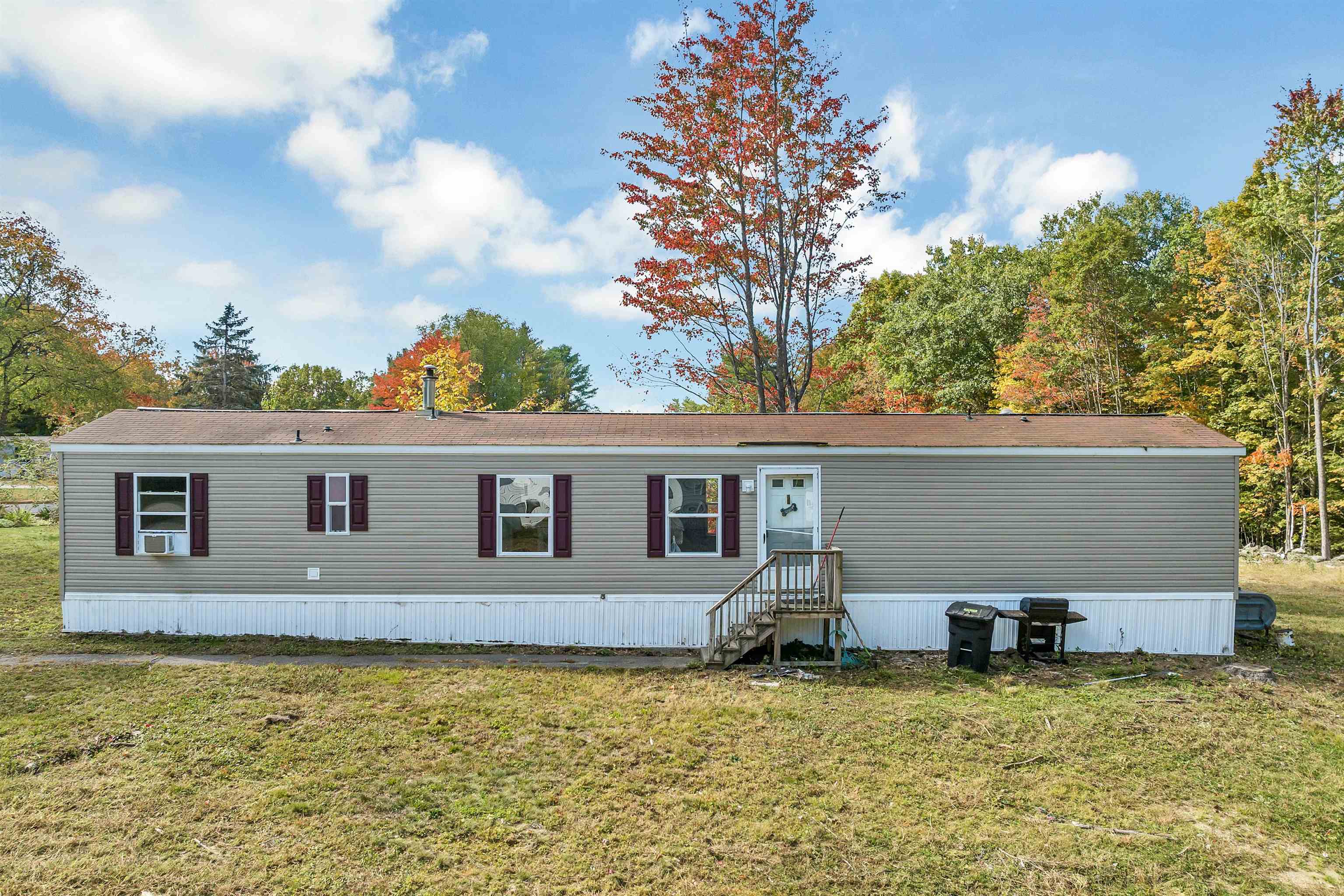 Photo of 51 Willow Avenue Tuftonboro NH 03816