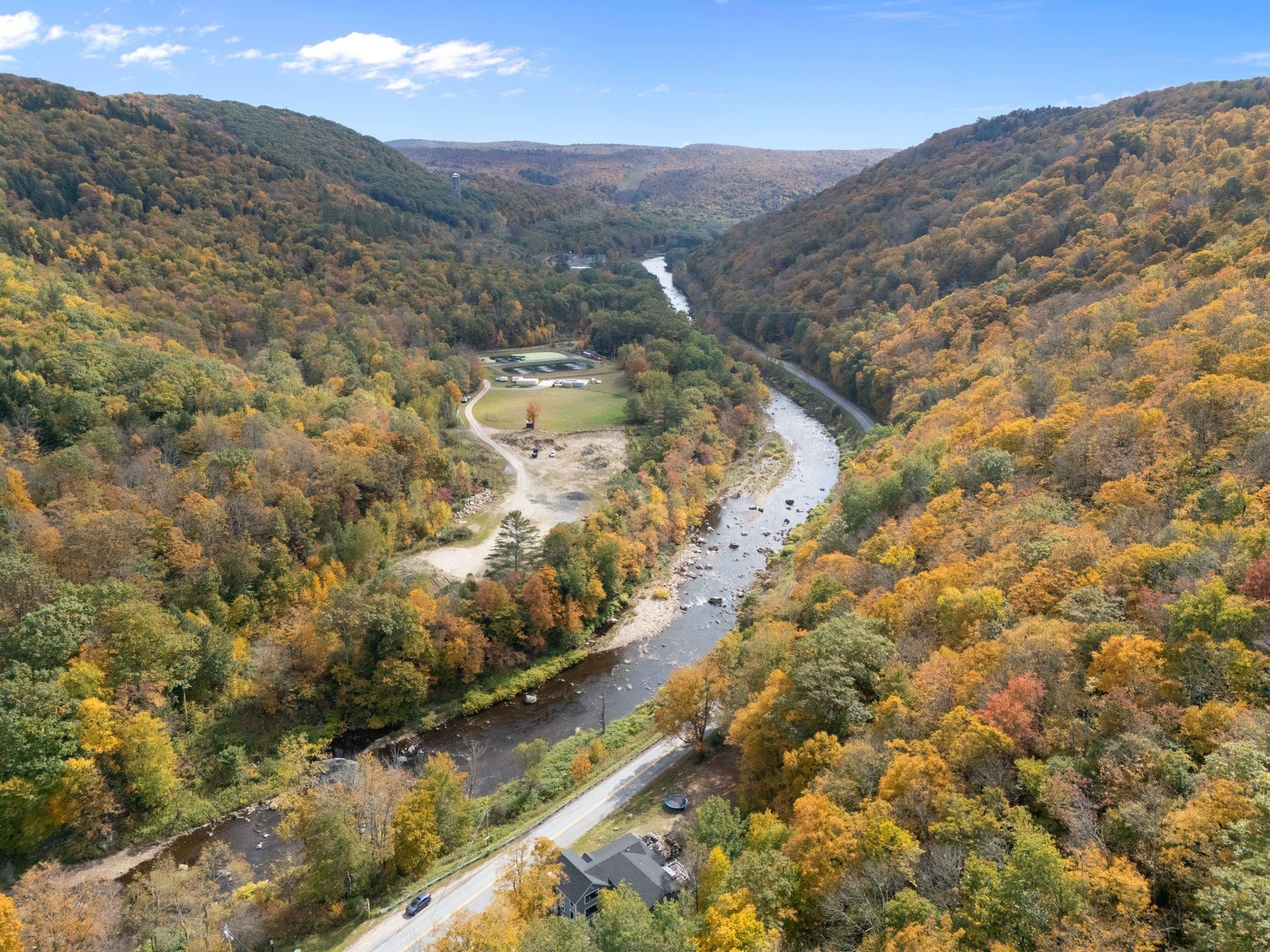 Homes for sale in Readsboro, VT | 636 Tunnel St, Readsboro, VT 05350 | MLS# 5017912