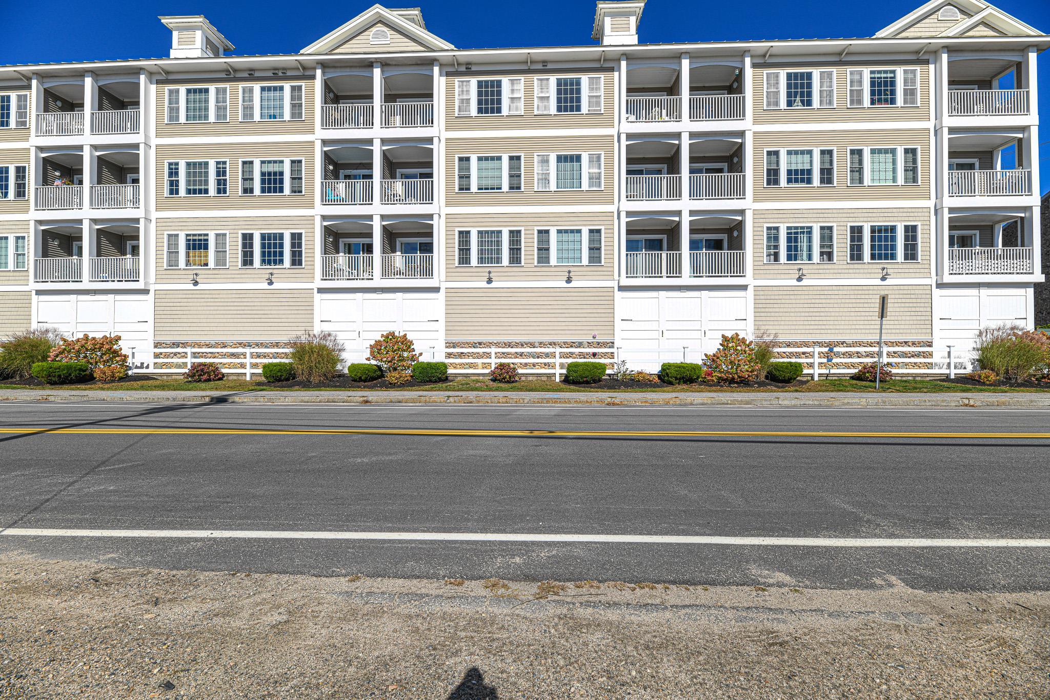 MLS 5017937: 580 Winnacunnet Road-Unit 306, Hampton NH