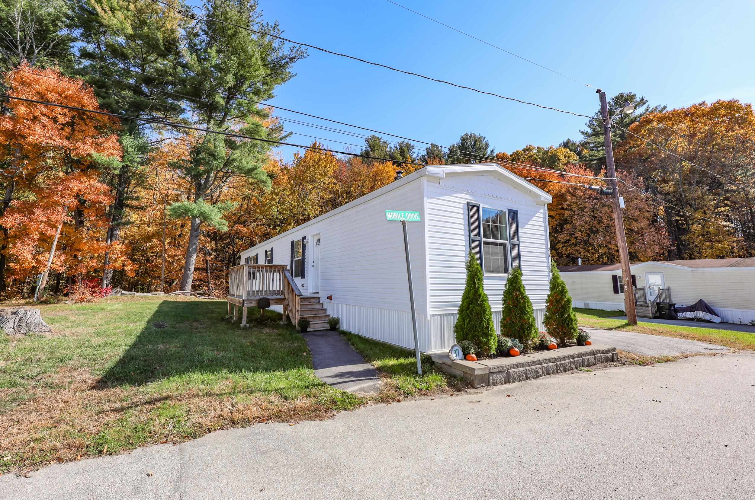 MLS 5019613: 37 Mobile Drive, Hudson NH