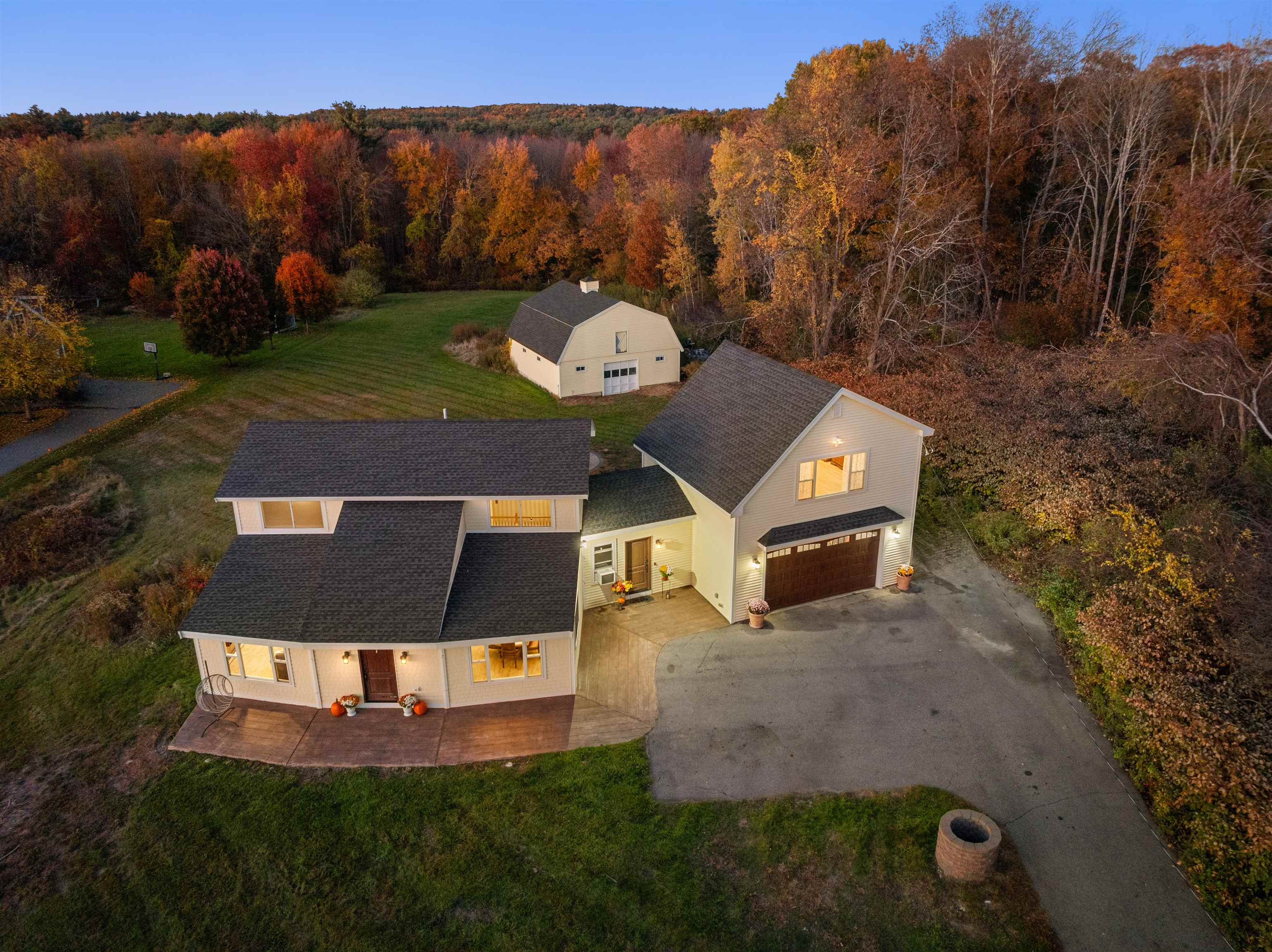 MLS 5019703: 11 Liberty Street, Salem NH