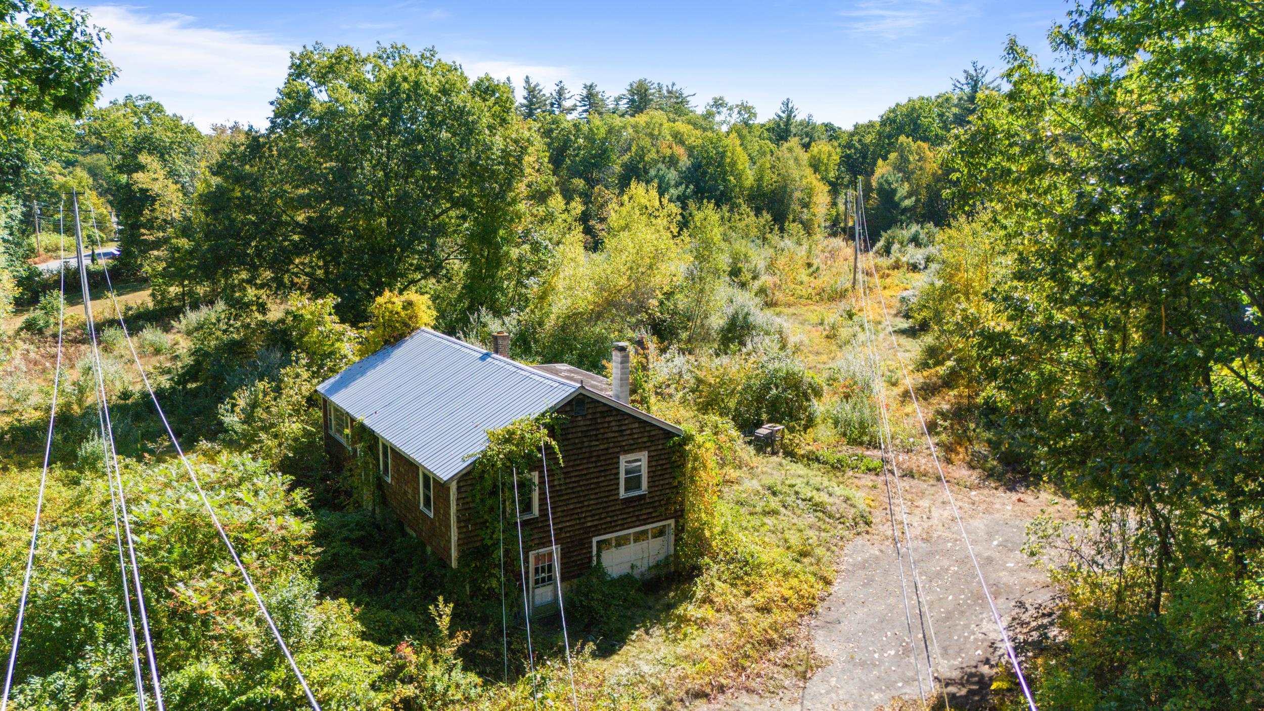 MLS 5020220: 61 Sargent Road, Sandown NH