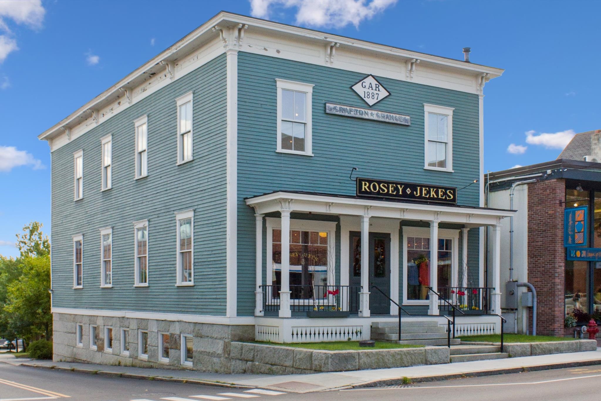 Hanover NH Commercial Property for sale $3,250,000 $618 per sq.ft.