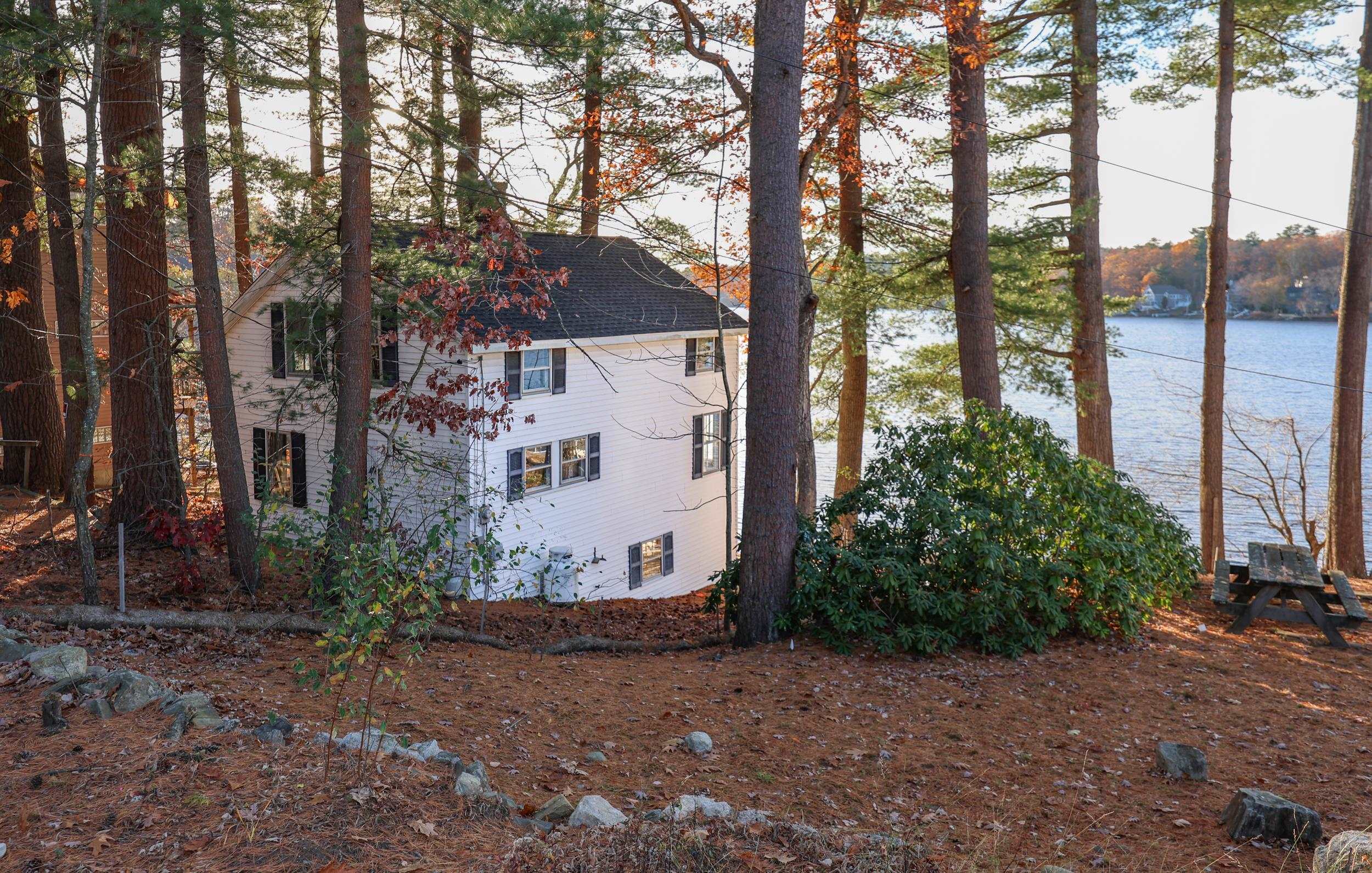 MLS 5021881: 7 Oak Street, Windham NH