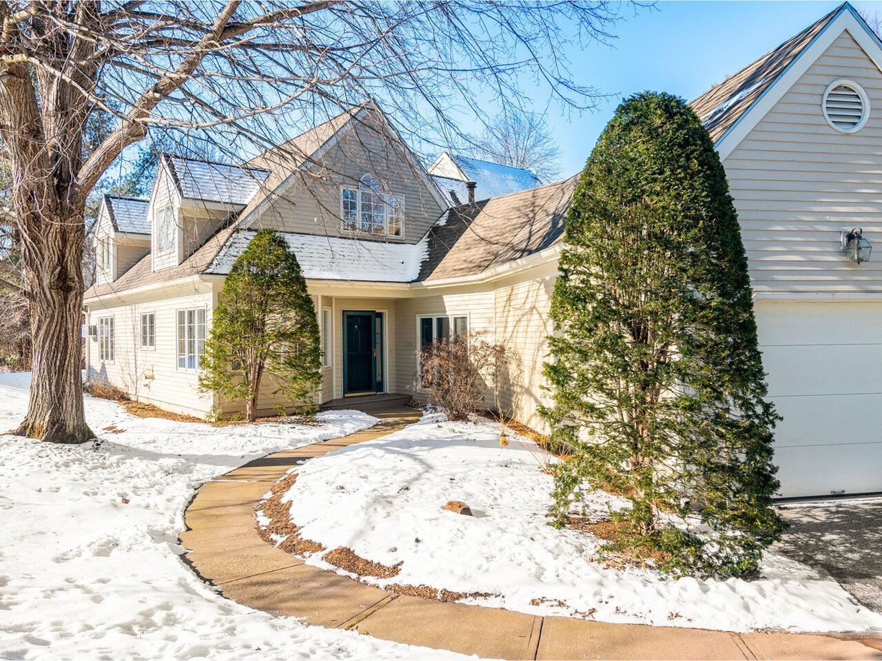 Photo of 128 Covington Lane Shelburne VT 05482