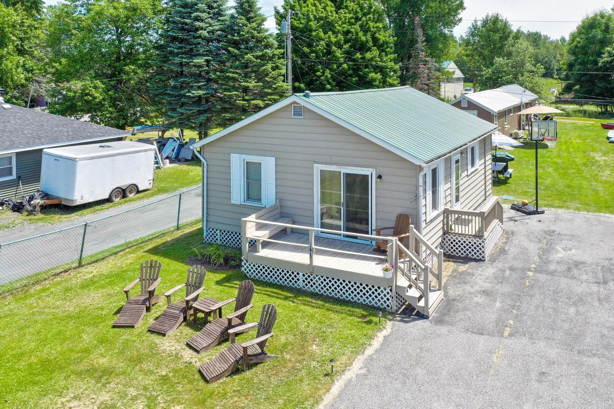 Homes for sale in Isle La Motte, VT | 1815 West Shore Rd, Isle La Motte, VT 05463 | MLS# 5024208