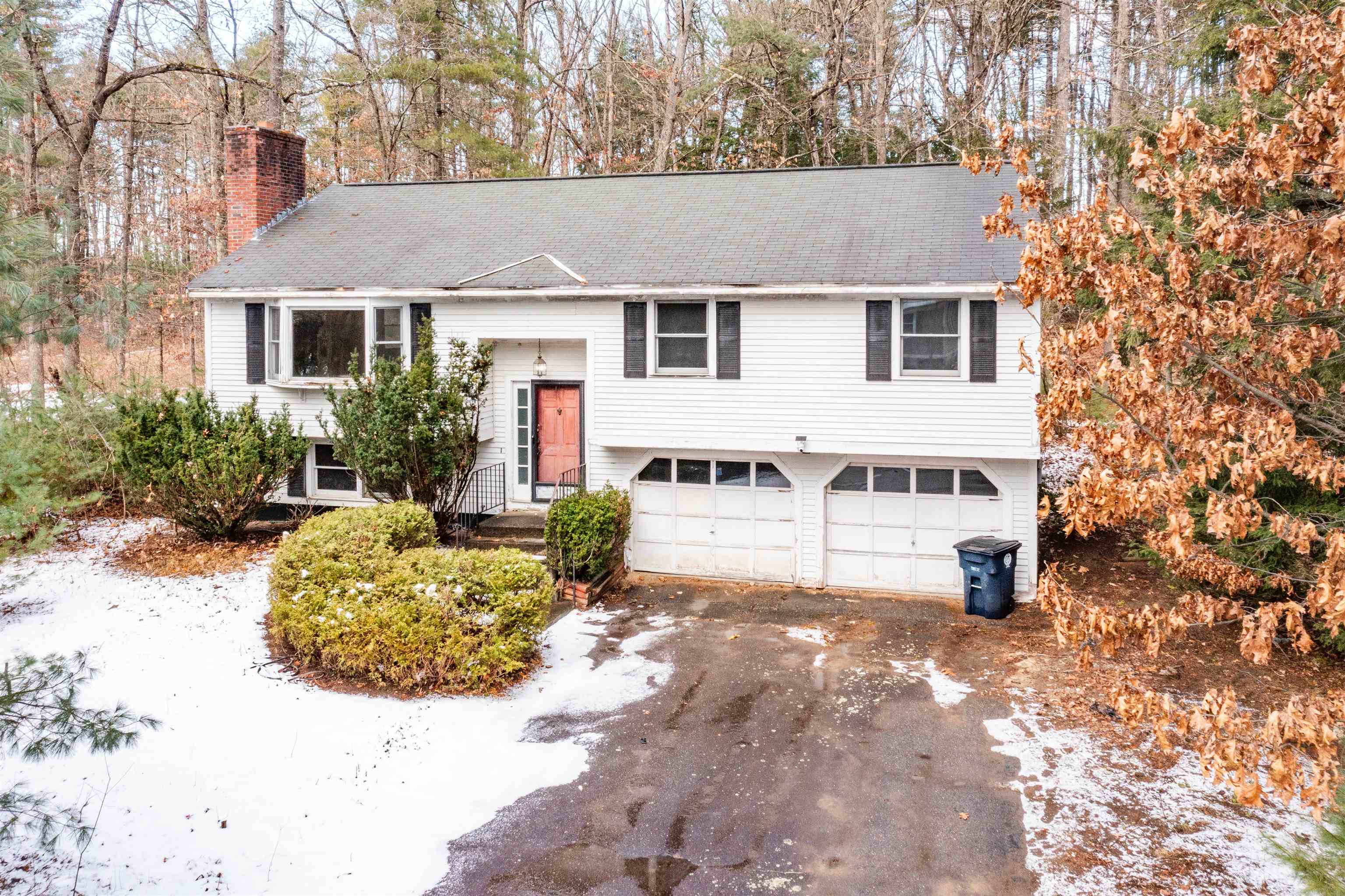 MLS 5024279: 72 Pioneer Drive, Nashua NH