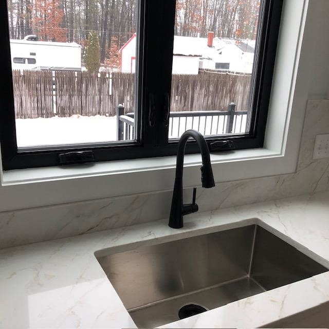 59 Hobart St, Concord, NH 03303