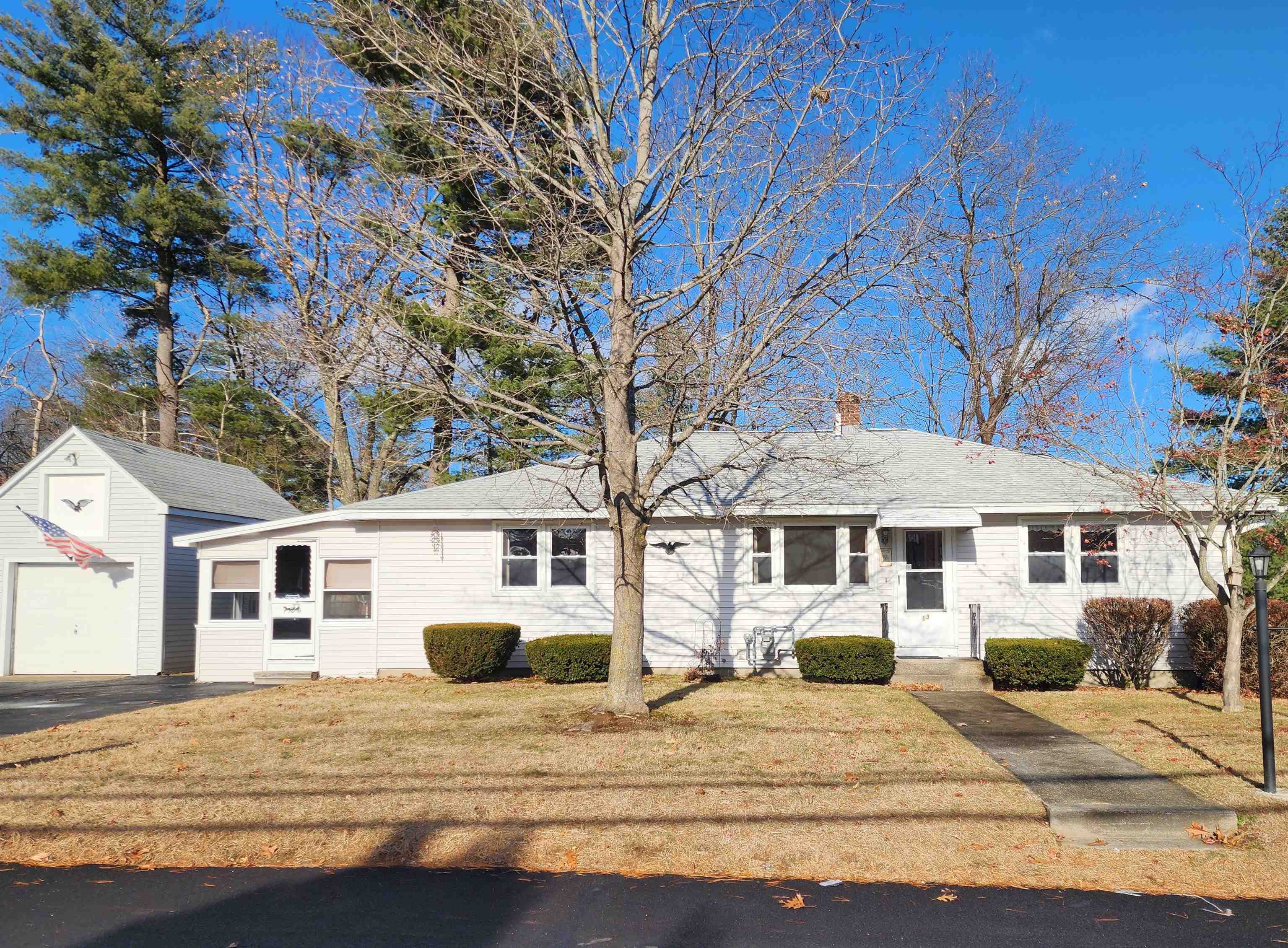 MLS 5024782: 13 West Hobart Street, Nashua NH
