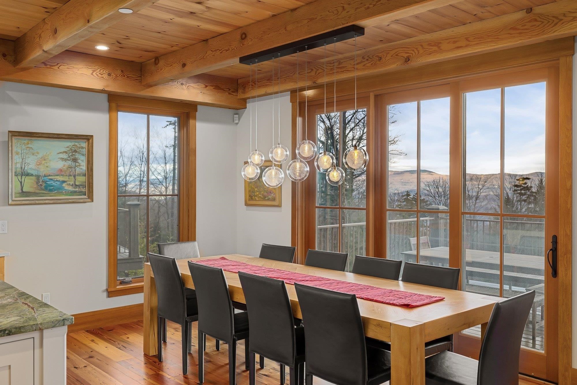 Main Dining 22448566