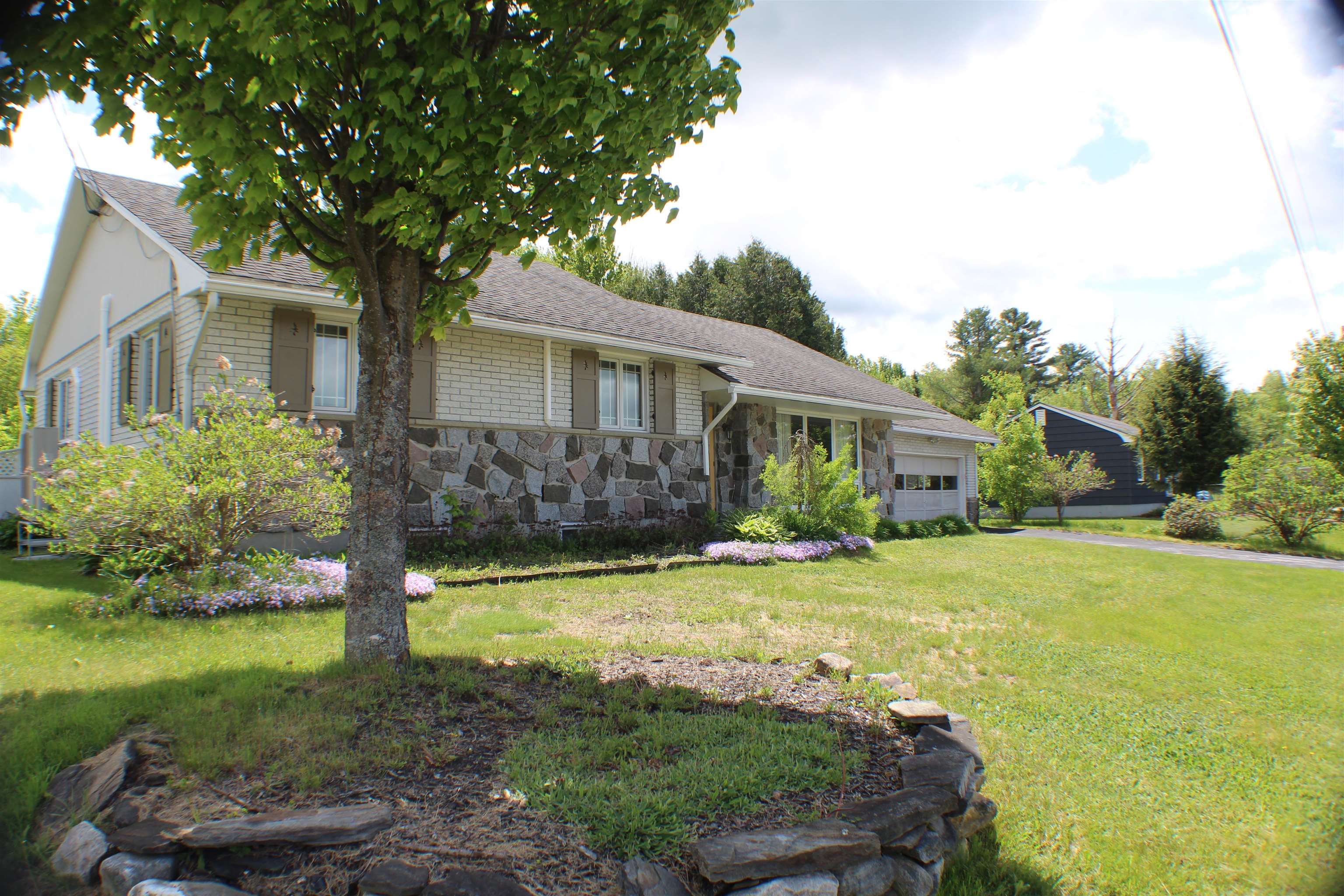 Homes for sale in Berlin, NH | 6 Pinecrest Ave, Berlin, NH 03570 | MLS# 5025087