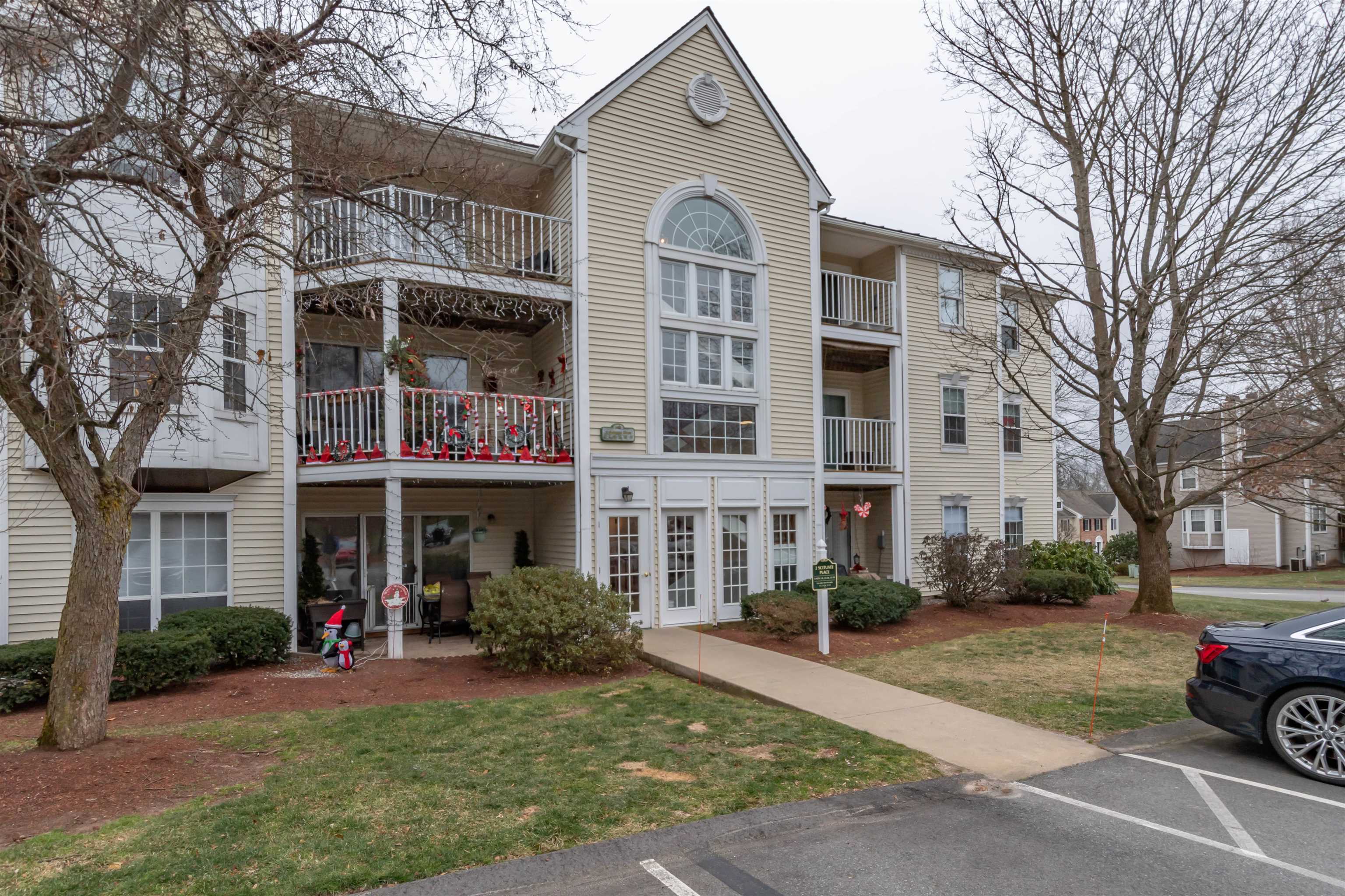 MLS 5025232: 2 Scituate Place-Unit 38, Merrimack NH