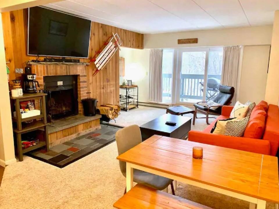 Homes for sale in Killington, VT | 135 E Mountain Rd #1D5, Killington, VT 05751 | MLS# 5025354