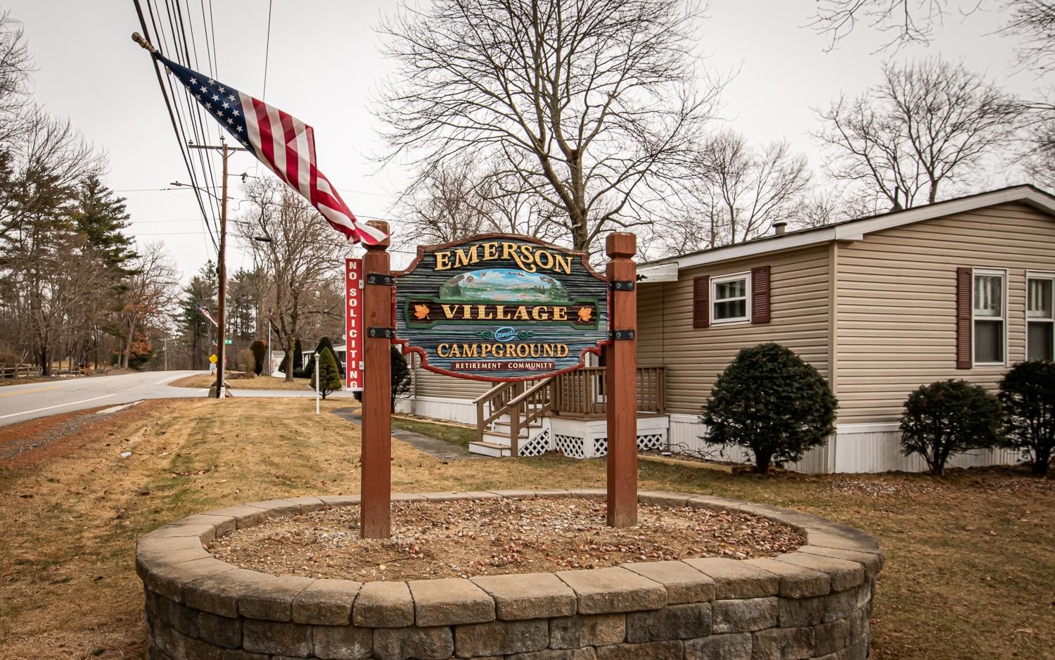 MLS 5026379: 1 Meredith Drive, Hampstead NH