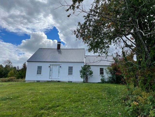 NEW LONDON NH New London_NH for sale $Single Family For Lease: $2,000