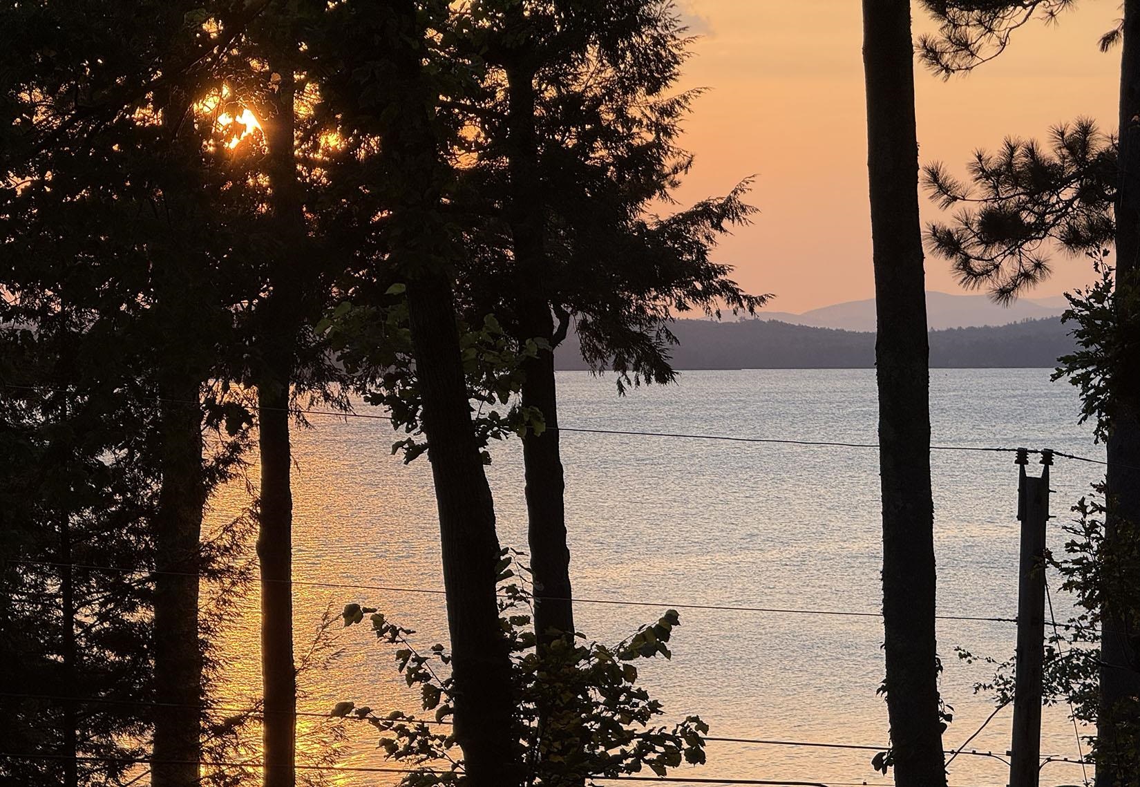 MLS 5026811: 19 Wawbeek Road, Tuftonboro NH