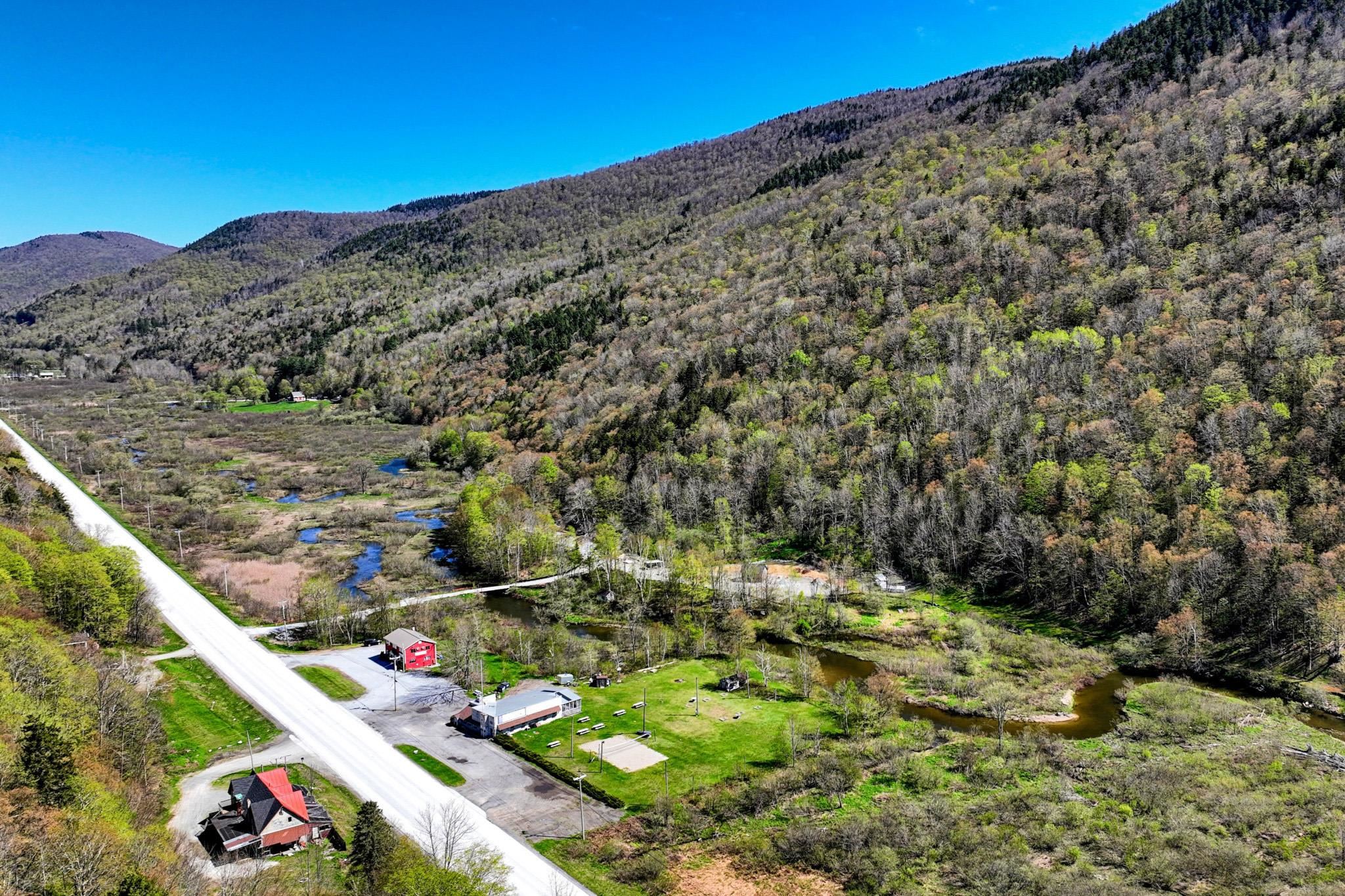 Killington VT Commercial Property for sale $$700,000 $195 per sq.ft.