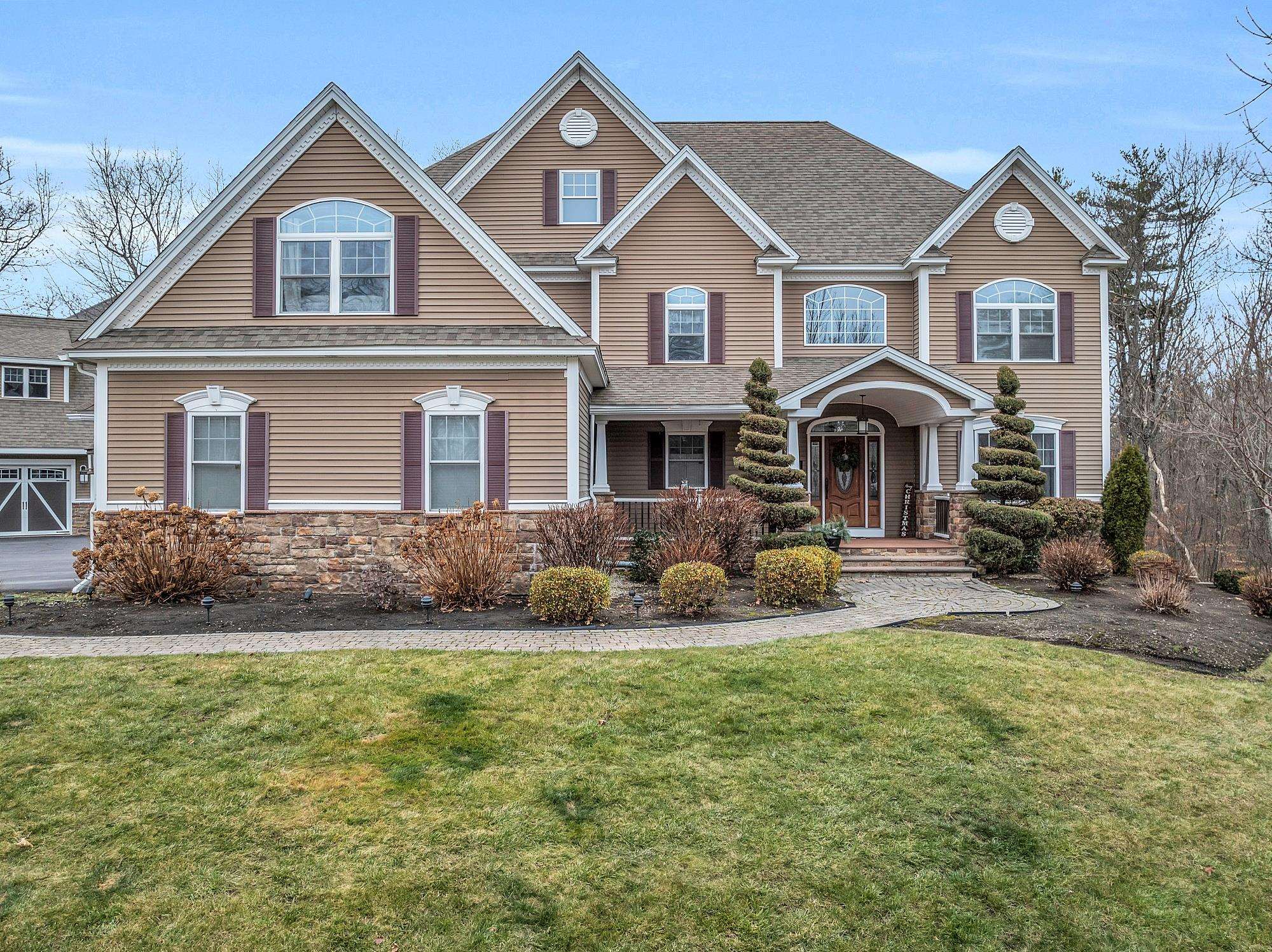 MLS 5027404: 30 Northland Road, Windham NH