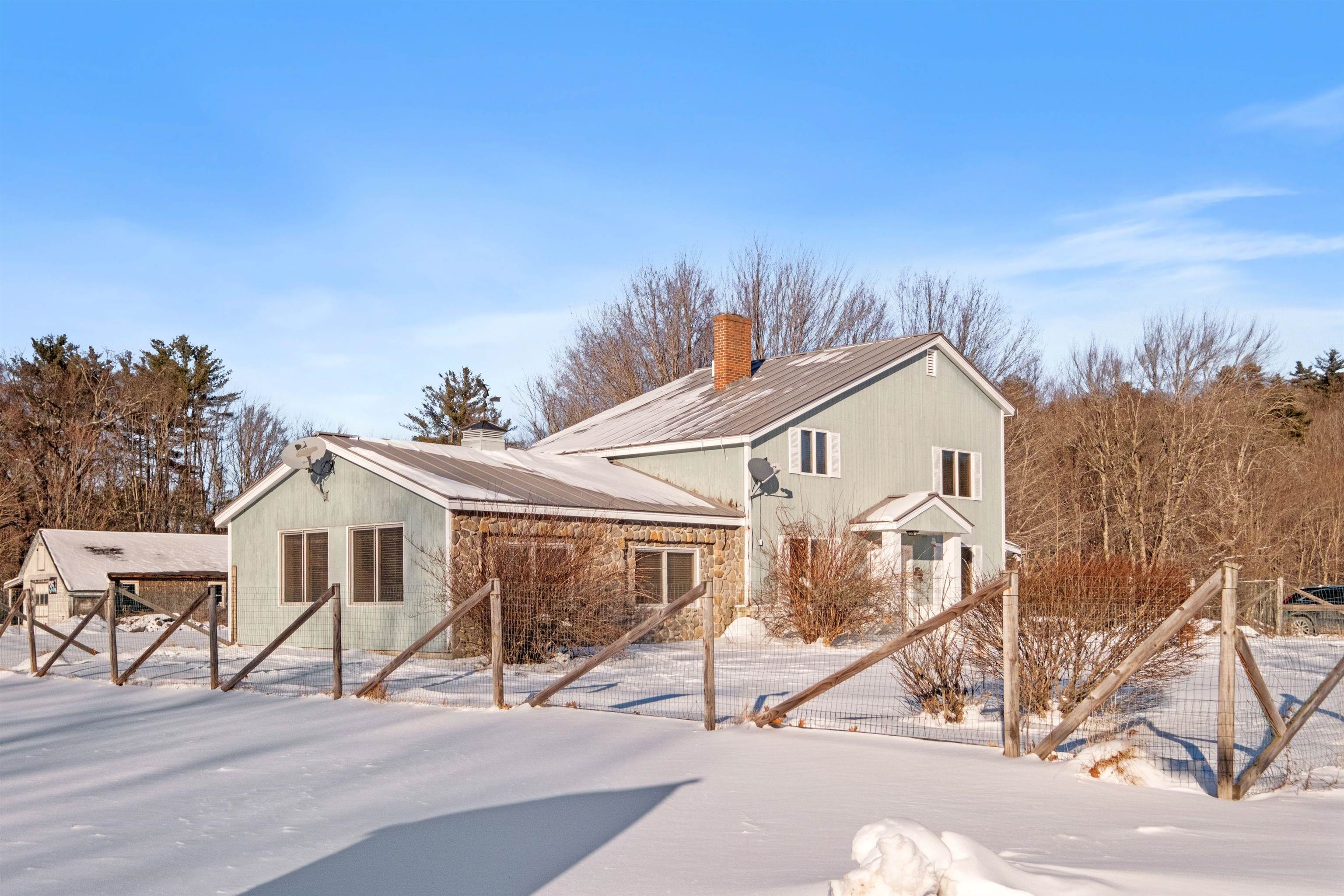 Photo of 31 Flaghole Road Andover NH 03216