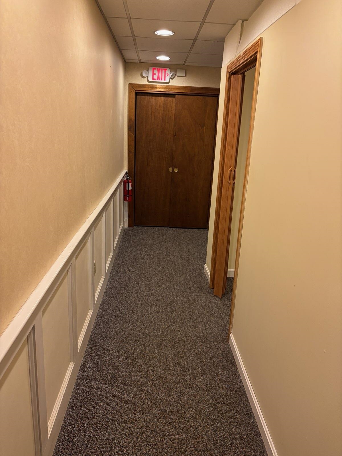 Photo 4 of 9