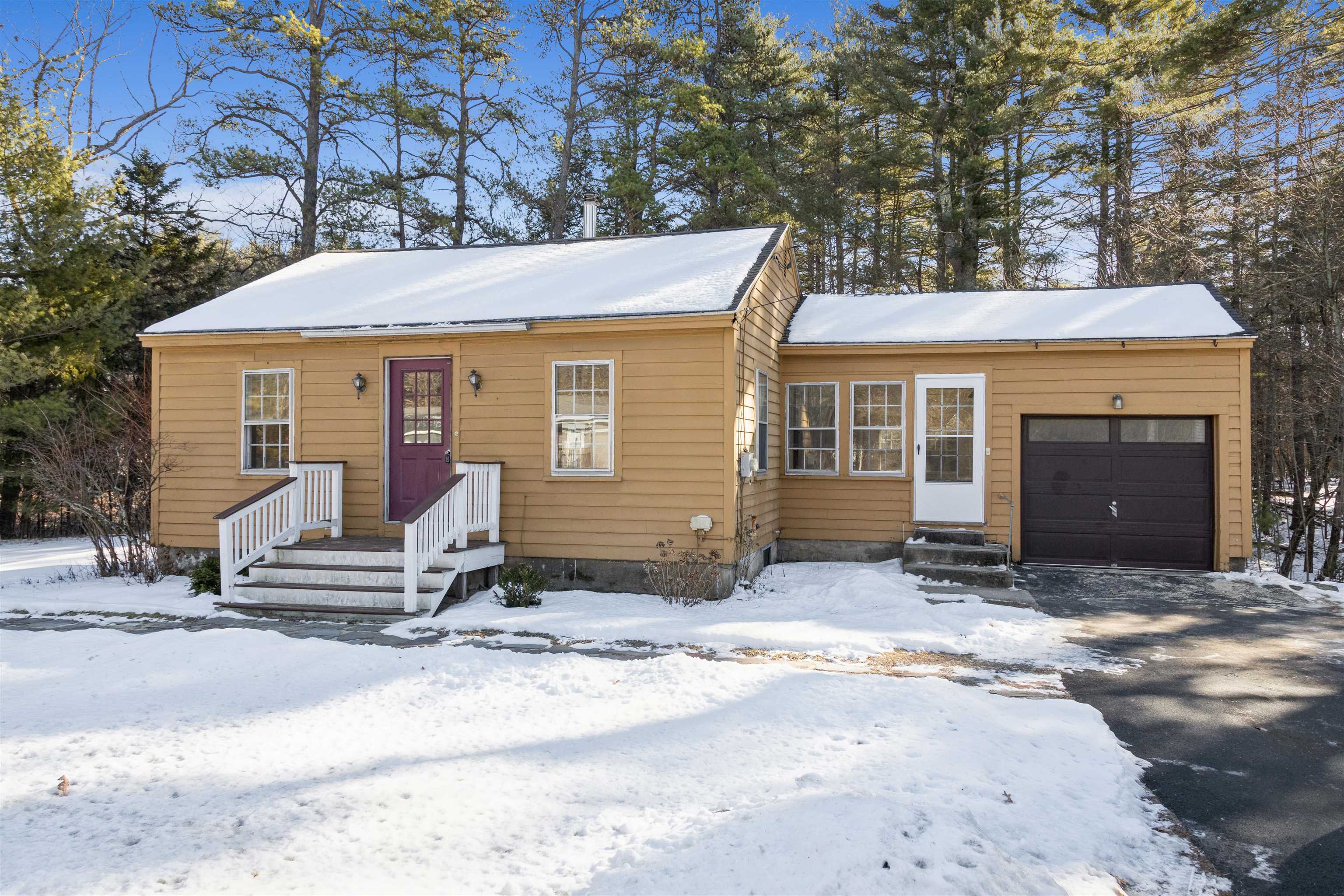 MLS 5028100: 186 Naticook Road, Merrimack NH
