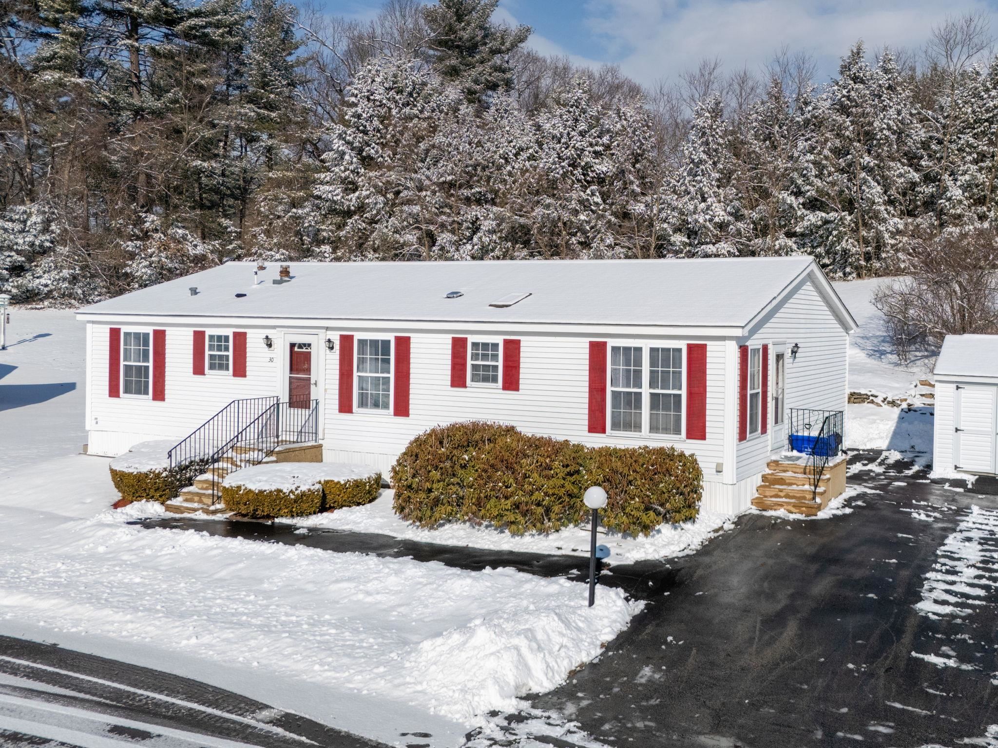 MLS 5028224: 30 Krystal Drive, Hudson NH