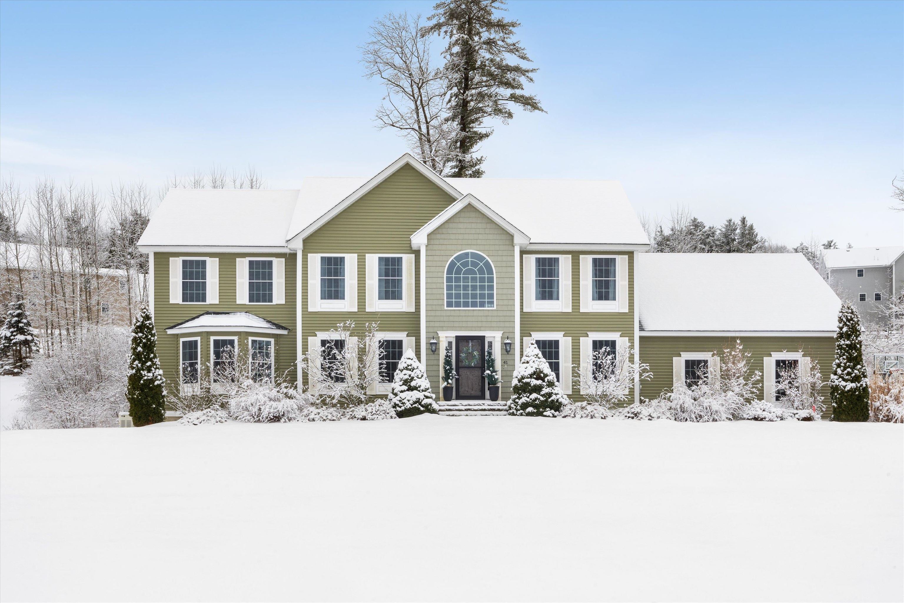 MLS 5028523: 41 Silver Brook Road, Salem NH