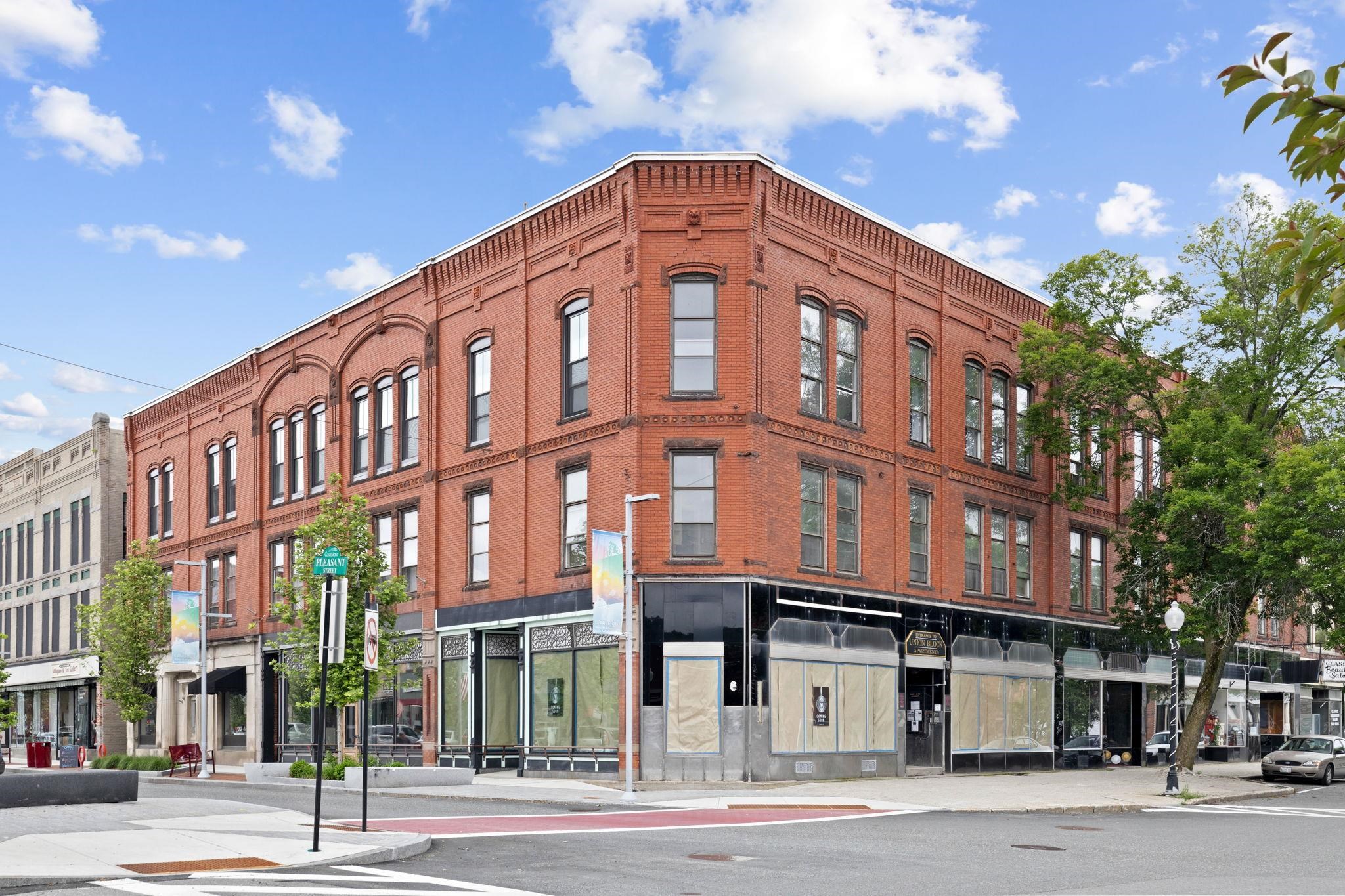 CLAREMONT NH Claremont_NH for sale $Commercial space For Lease: $1,500