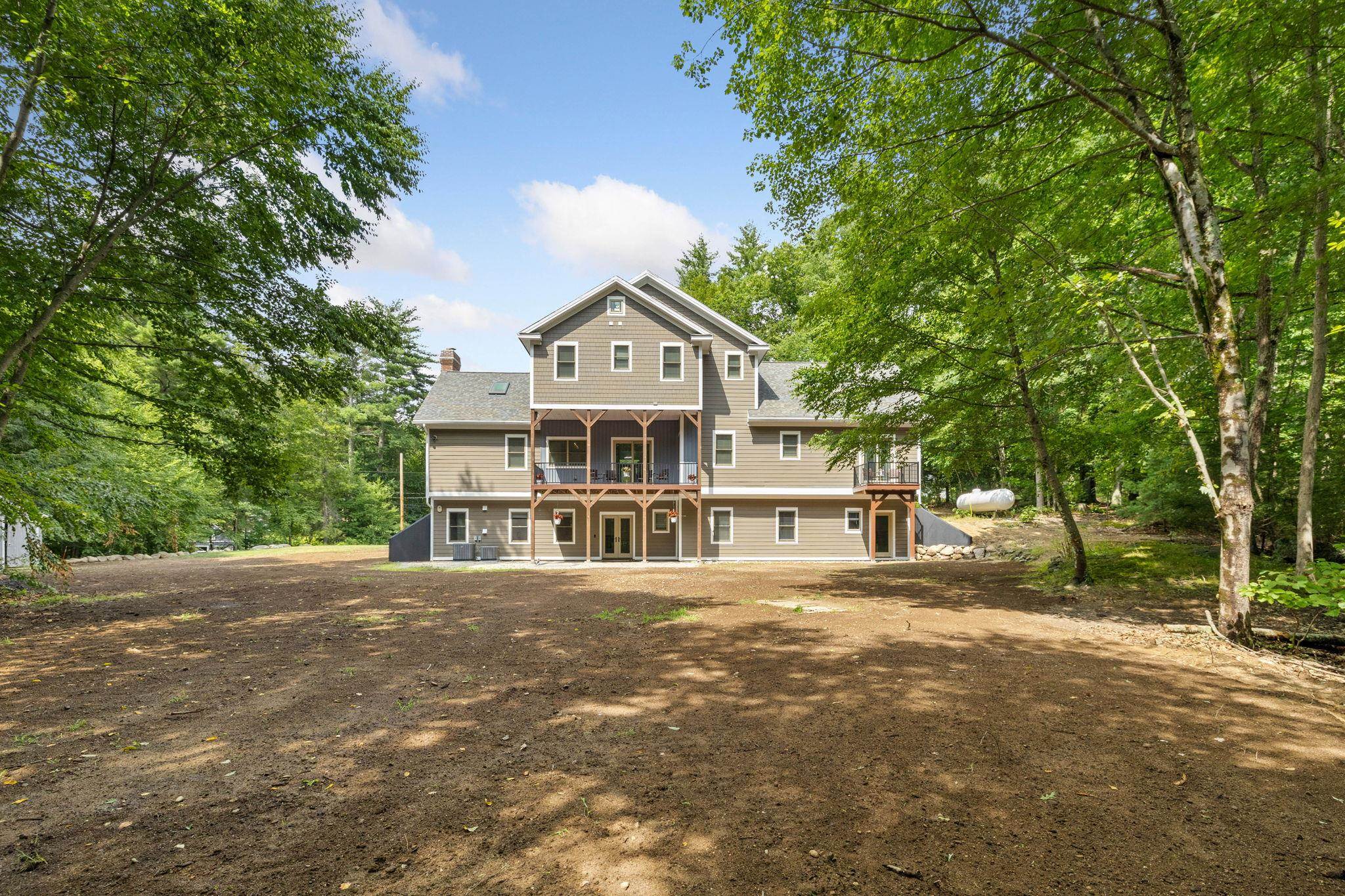 Homes for sale in Bedford, NH | 40 Seton Dr, Bedford, NH 03110 | MLS# 5028795