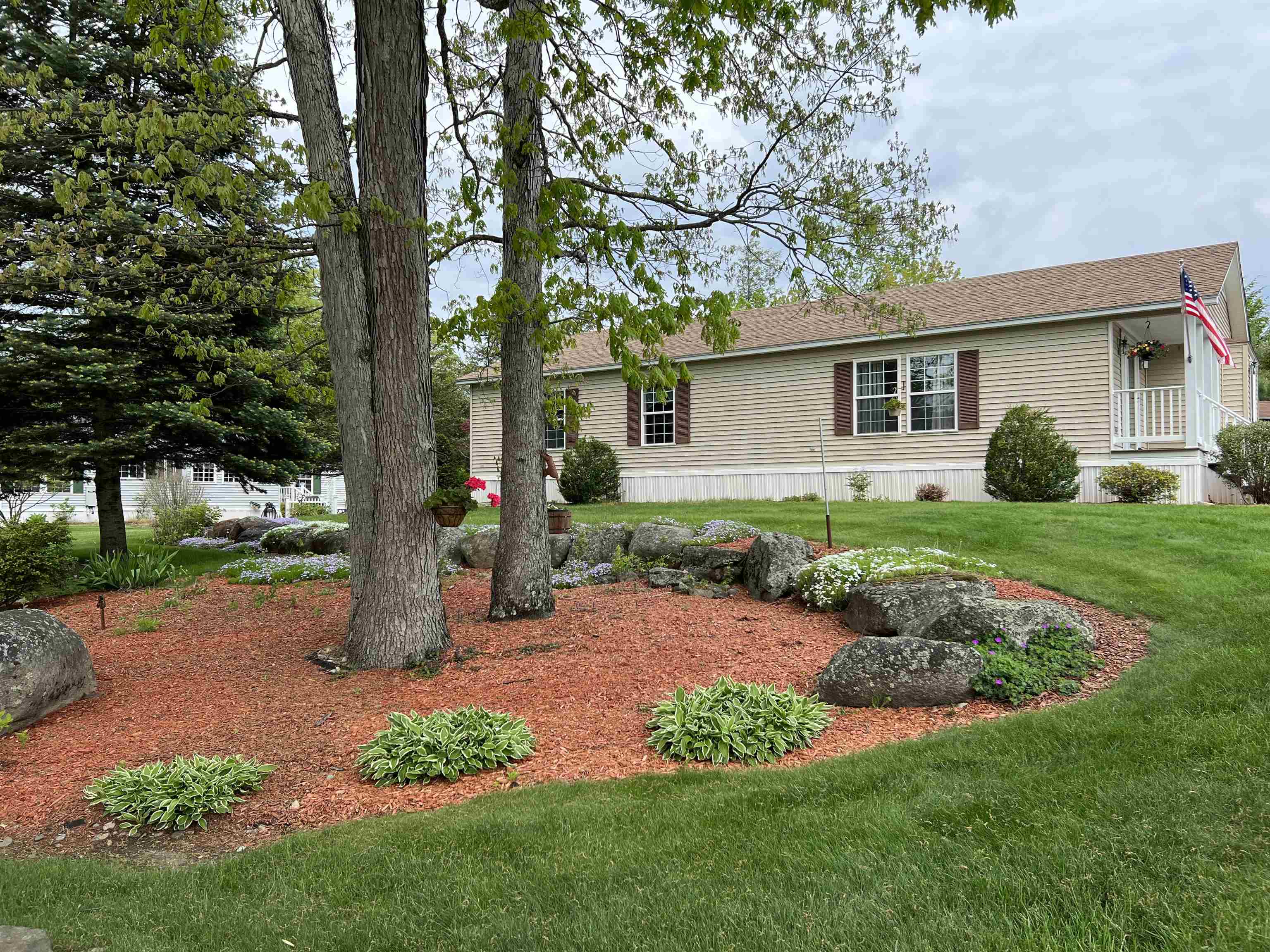 MLS 5029325: 57 Hub Hollow Road, Danville NH