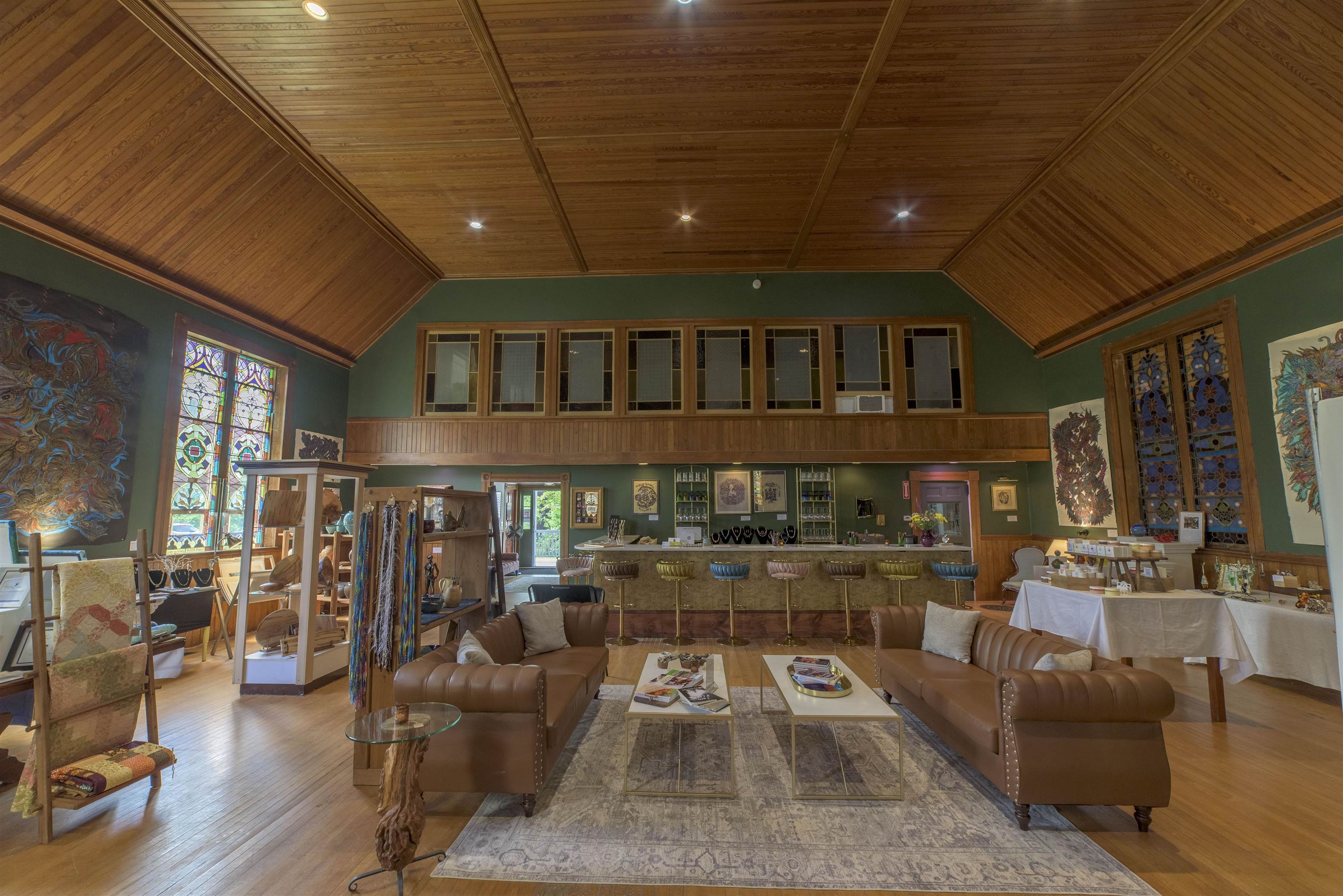 Wilmington VT Commercial Property for sale $$425,000 $166 per sq.ft.