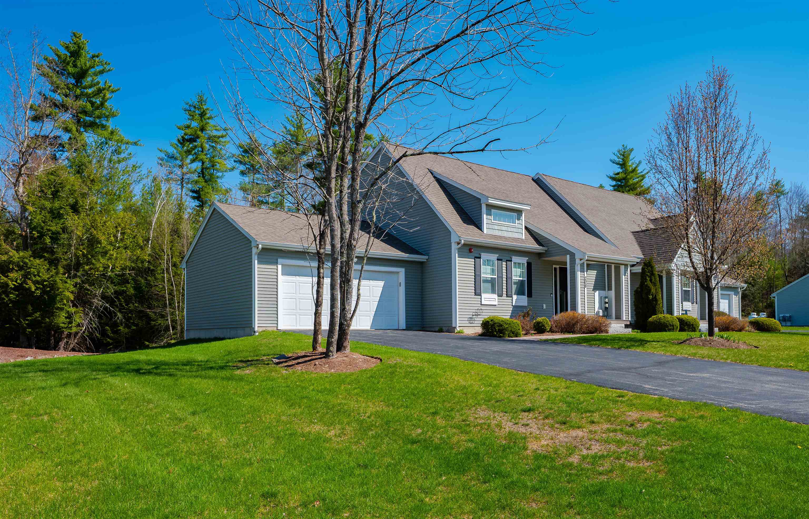 MLS 5029995: 208 Villager Road, Chester NH