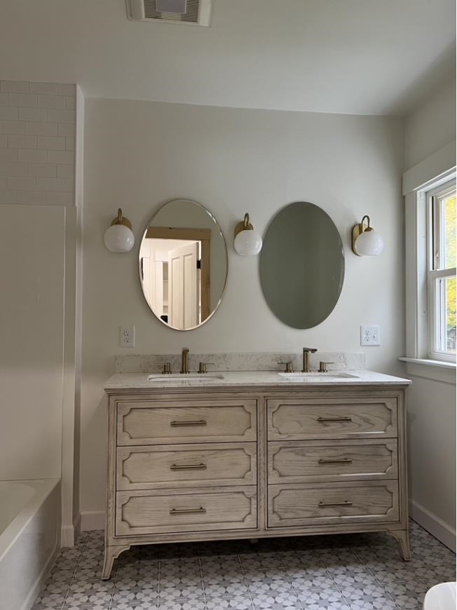 Homes for sale in Rochester, NH | 164 Brock St, Rochester, NH 03867 | MLS# 5030837