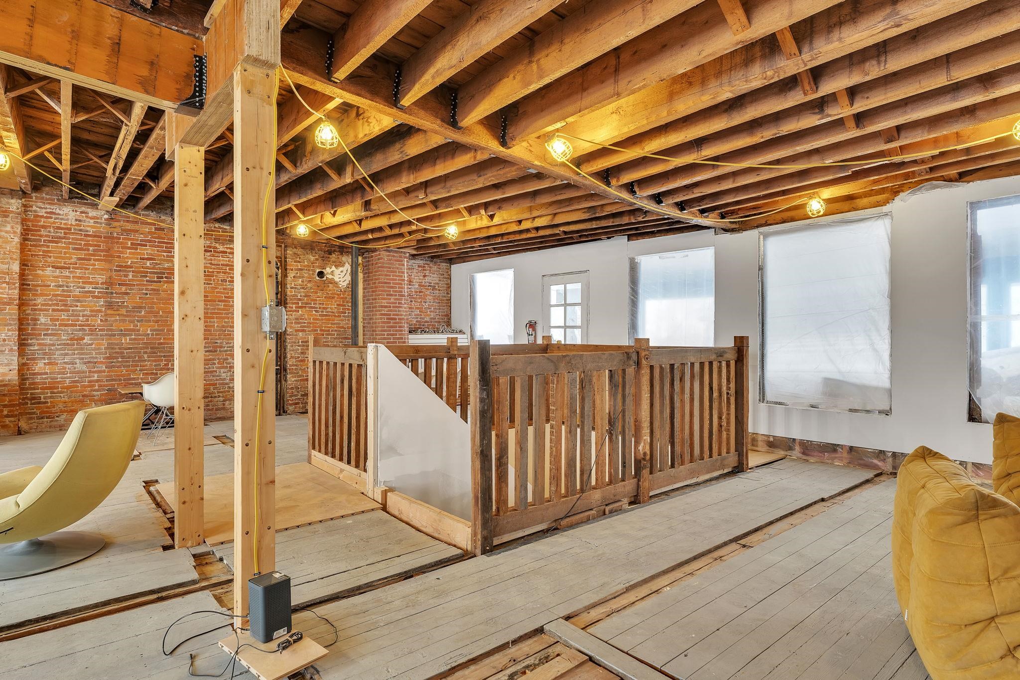 3rd level overlooking Central & Elm Streets