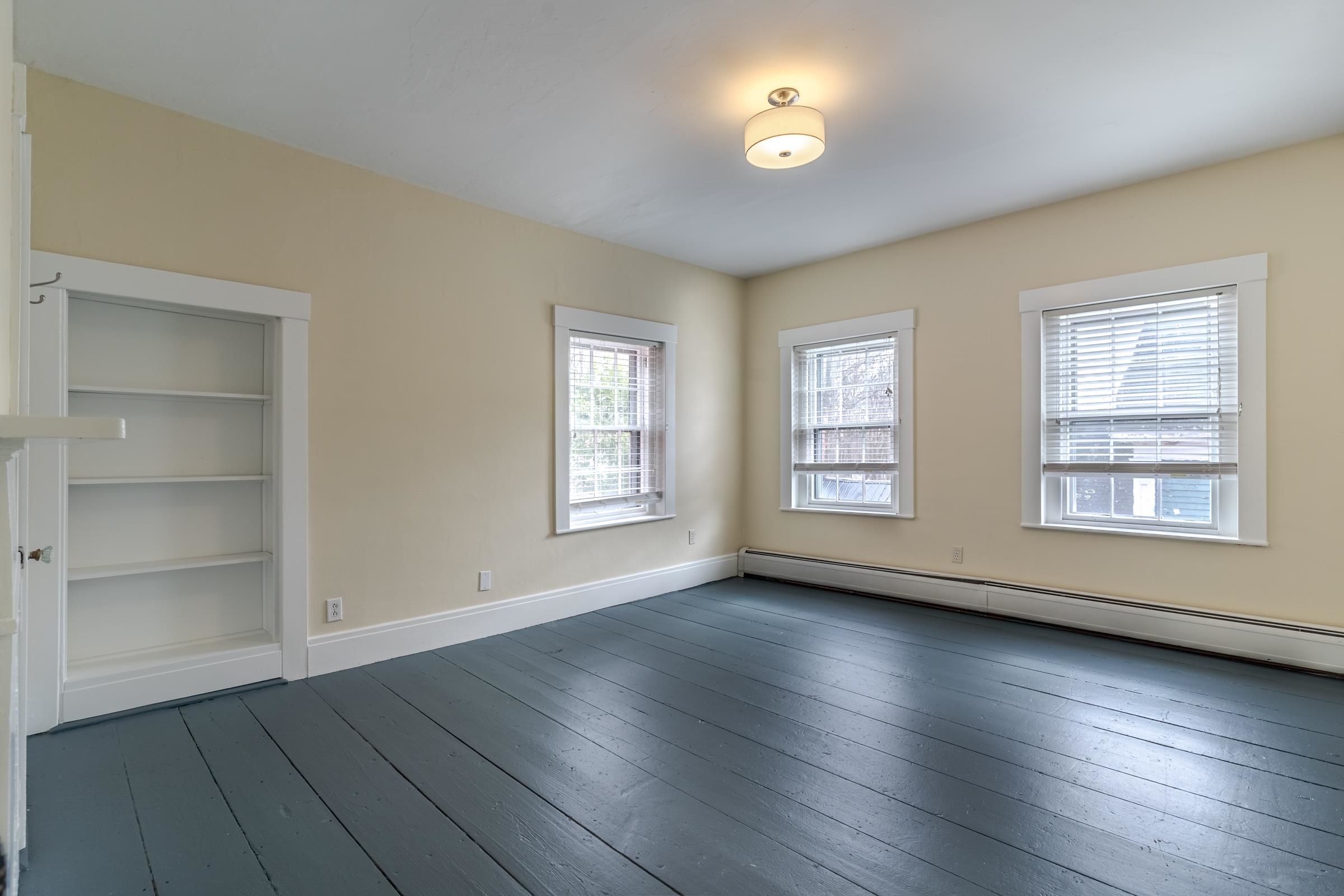 Homes for sale in Newfields, NH | 9 Swamscott St, Newfields, NH 03856 | MLS# 5031255