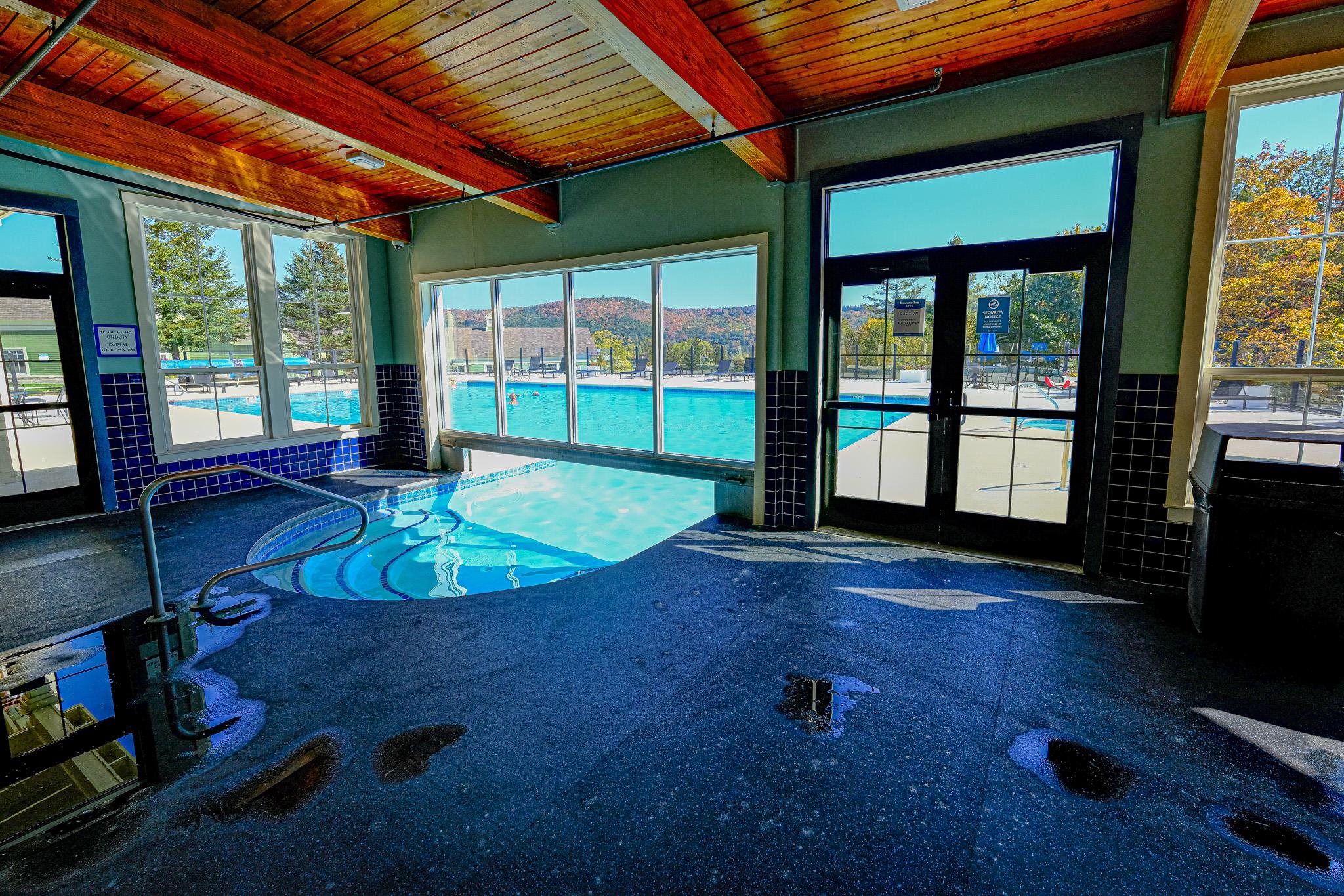 Year Round Pool 22761940