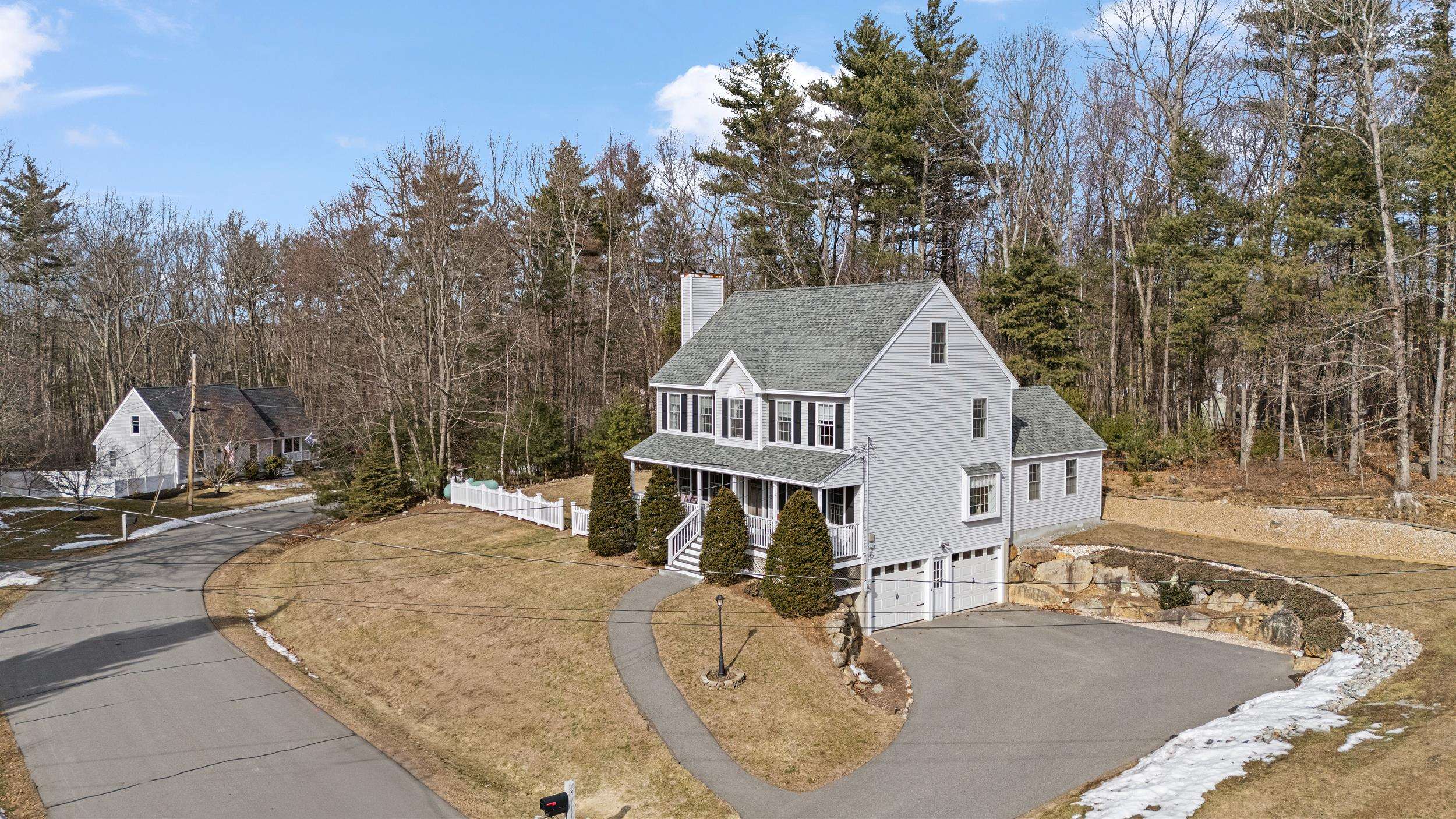 MLS 5031932: 5 Dearborn Ridge Road, Atkinson NH